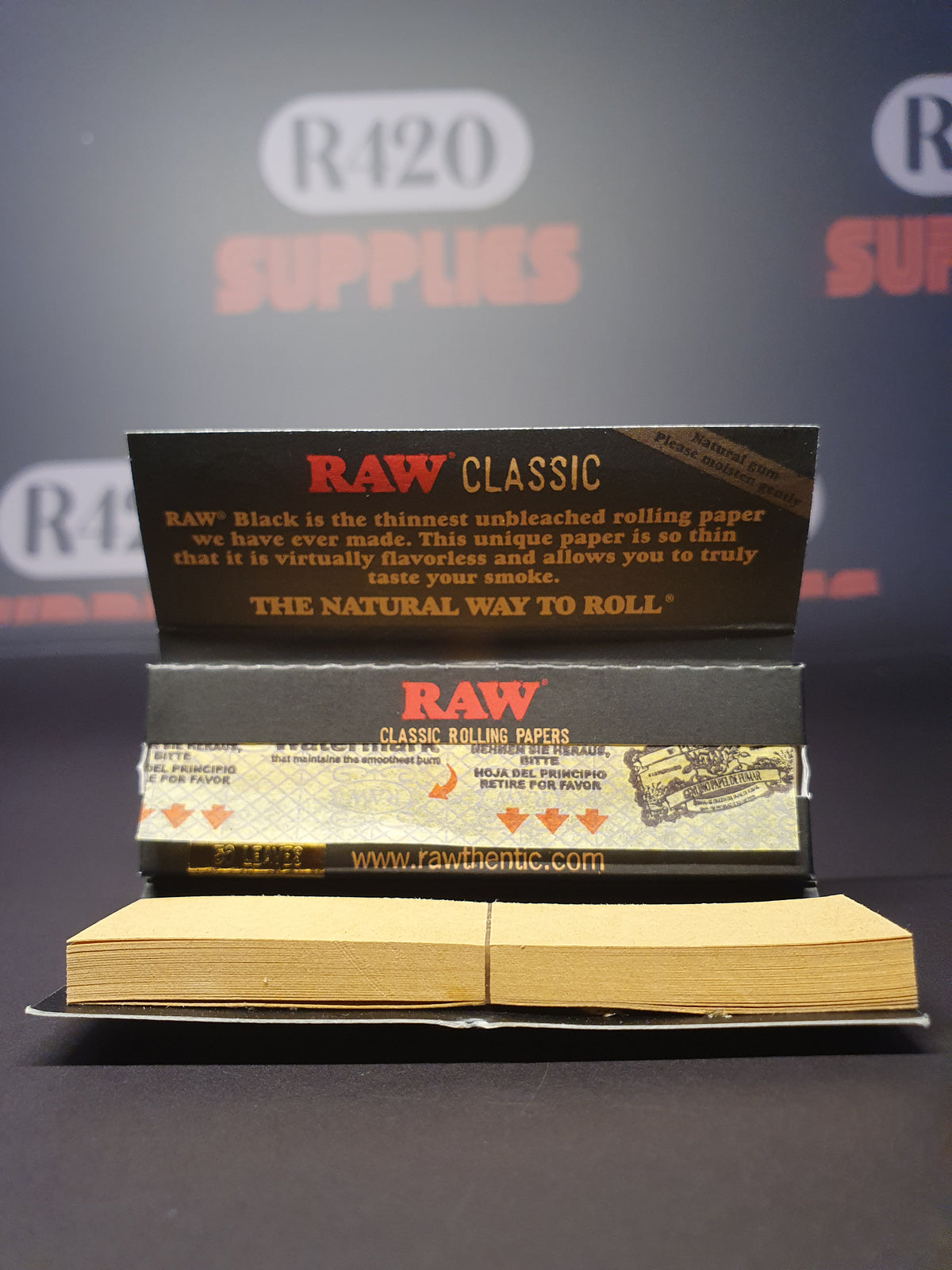 RAW Black Connoisseur 1 1\4 maat + tips