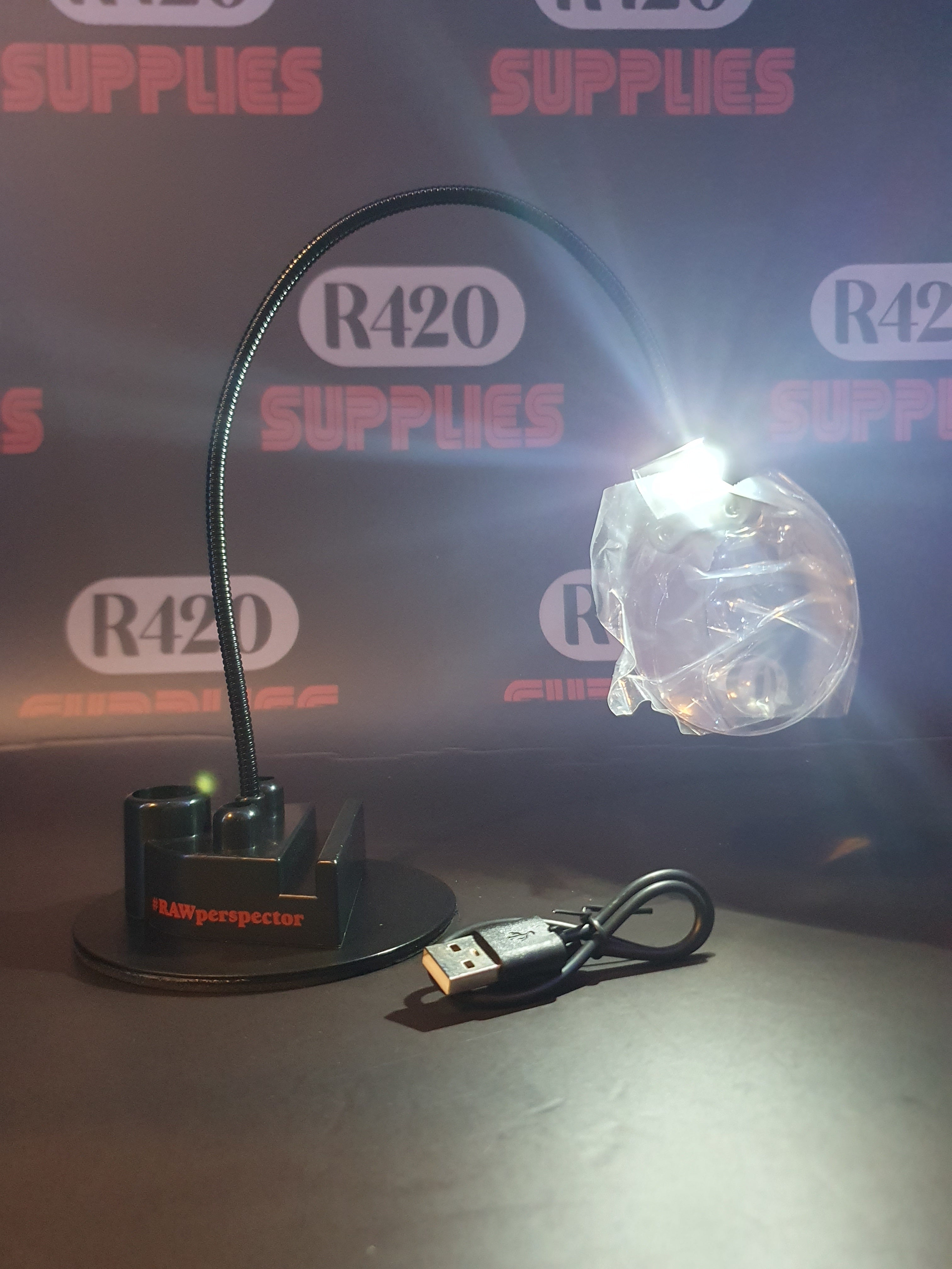 RAW Perspector - Magnifier & Light