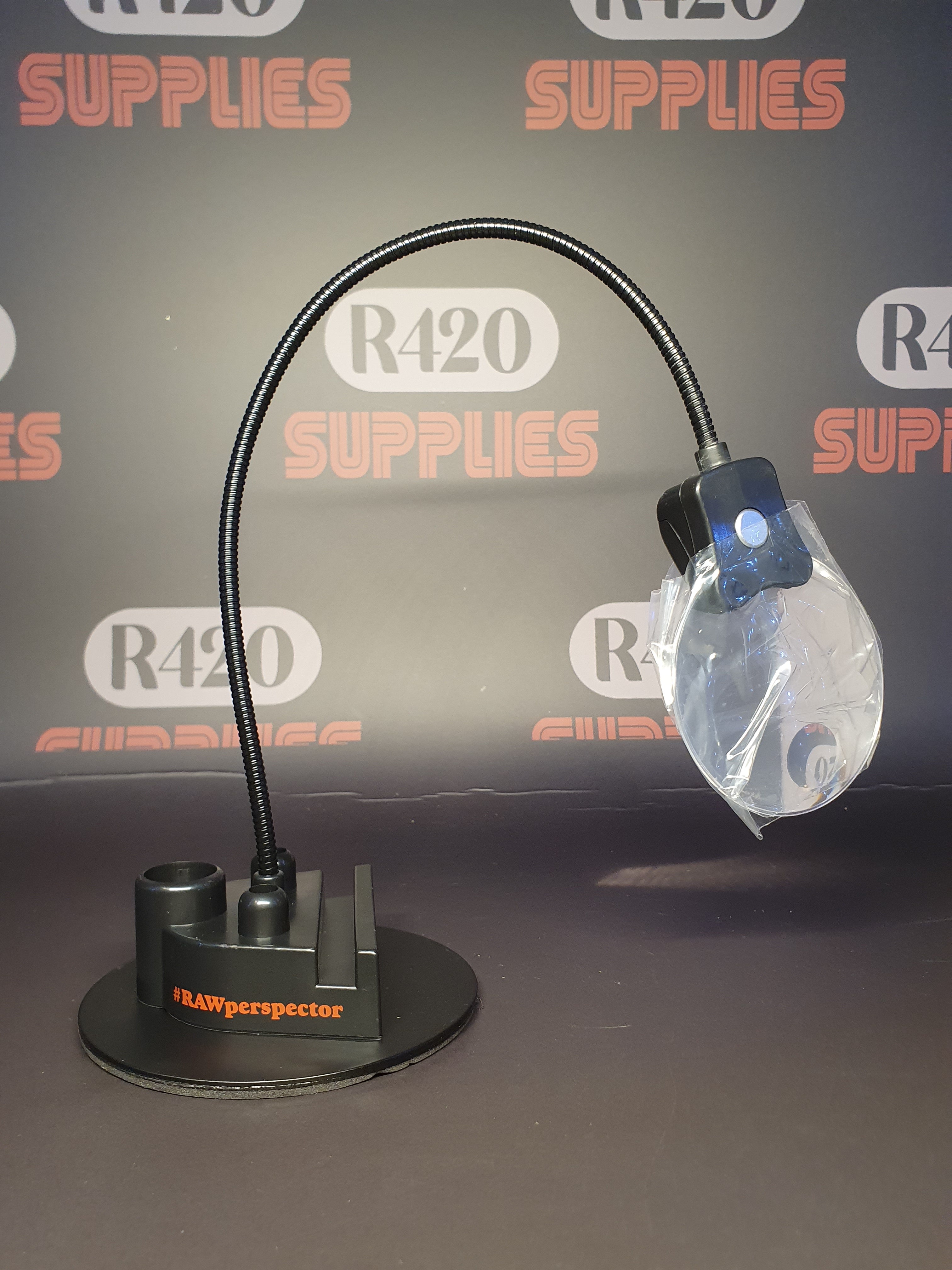 RAW Perspector - Magnifier & Light