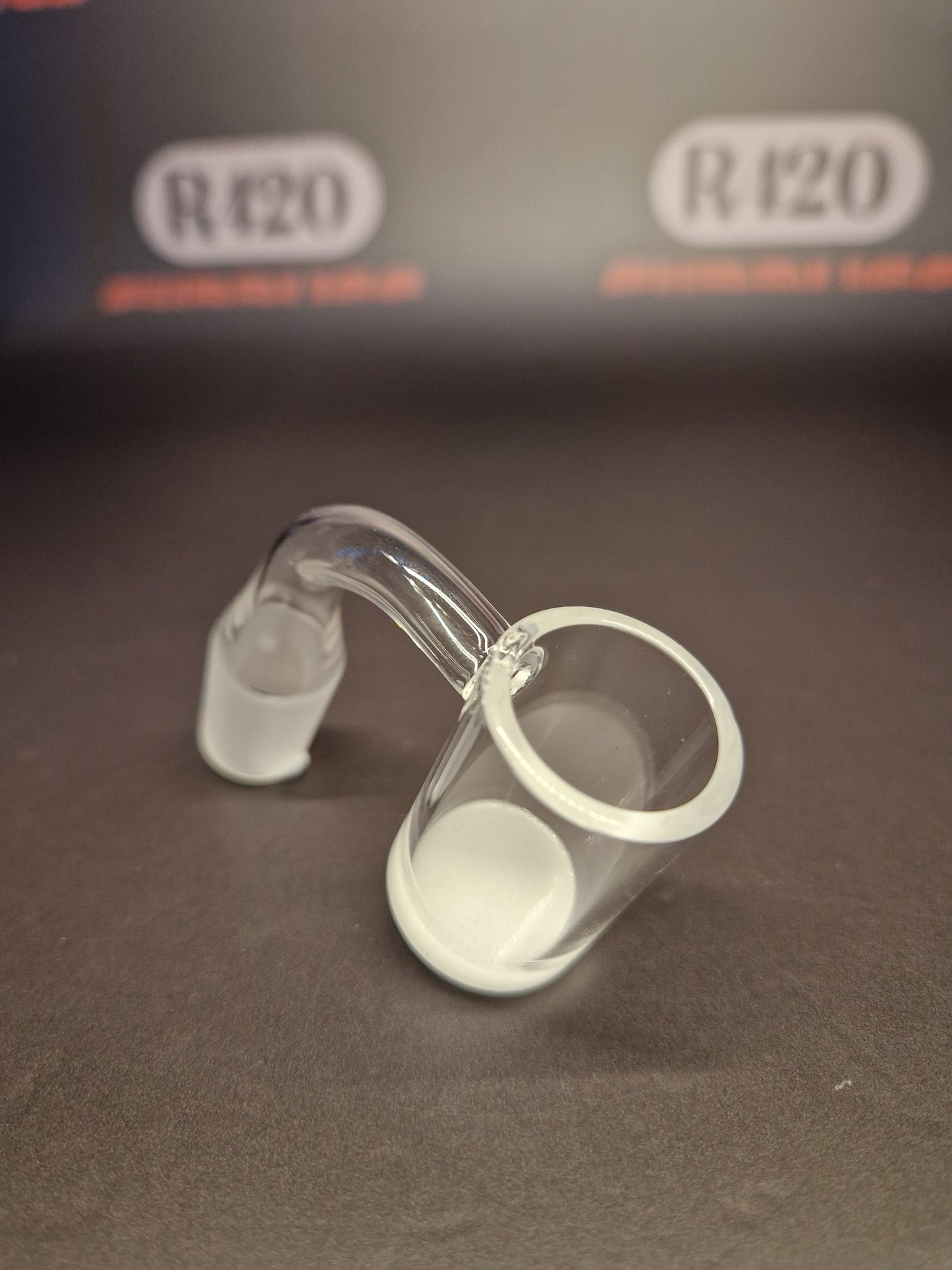 Quartz Banger - 18mm / 90° Male Fitting - Flat Bottom Bucket - White