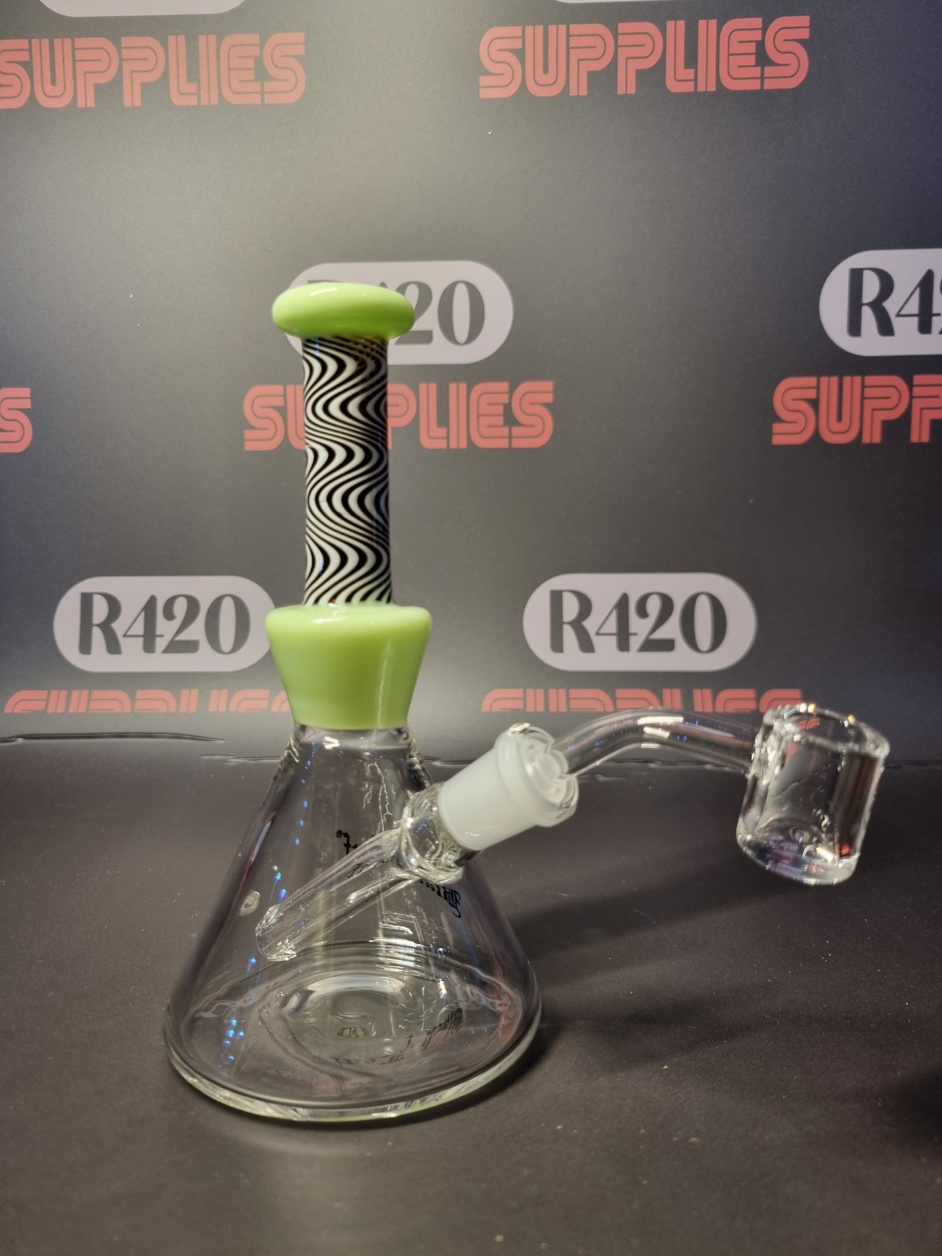 Black Leaf - Glass Dab Rig - H160mm - Green