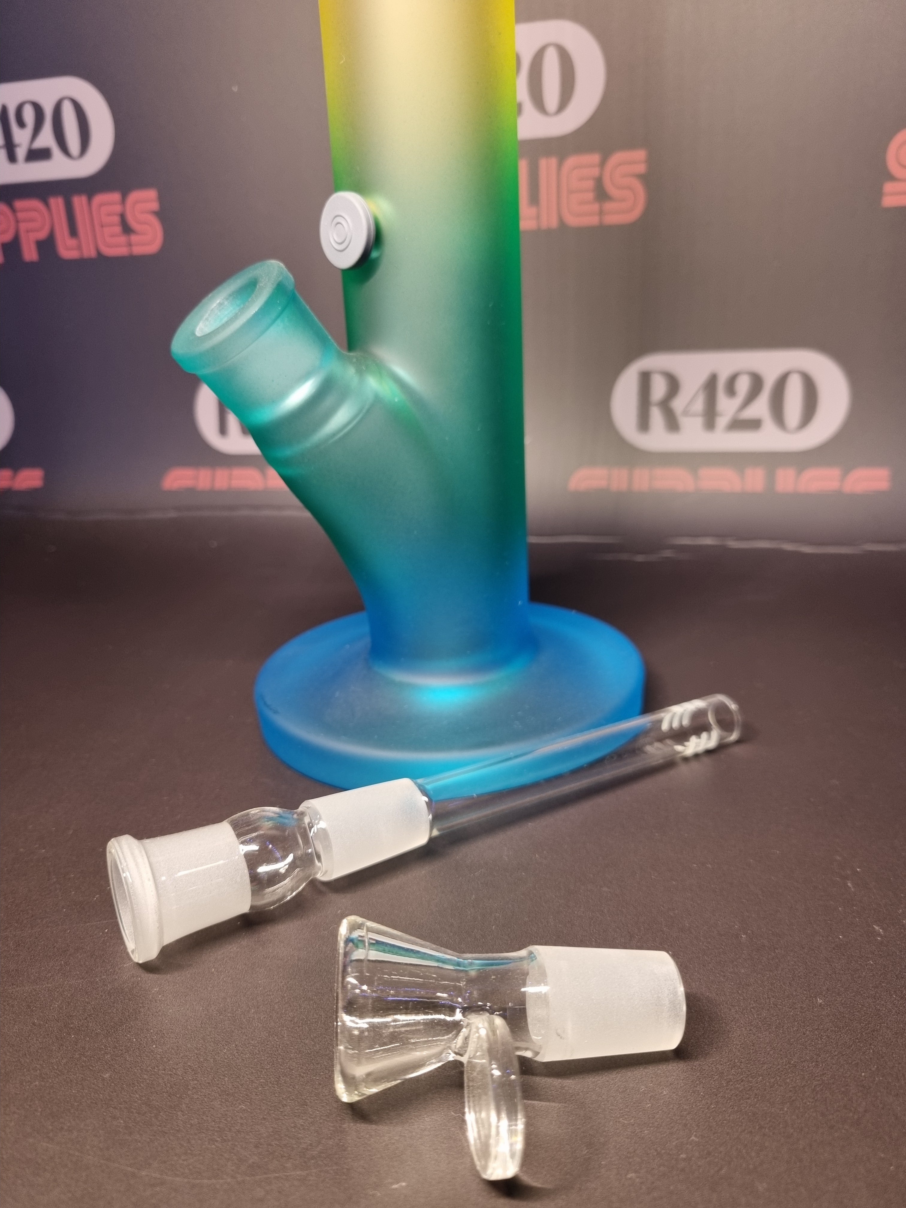 Black Leaf Tower Style Bong - Rainbow Coloured - H: 36cm