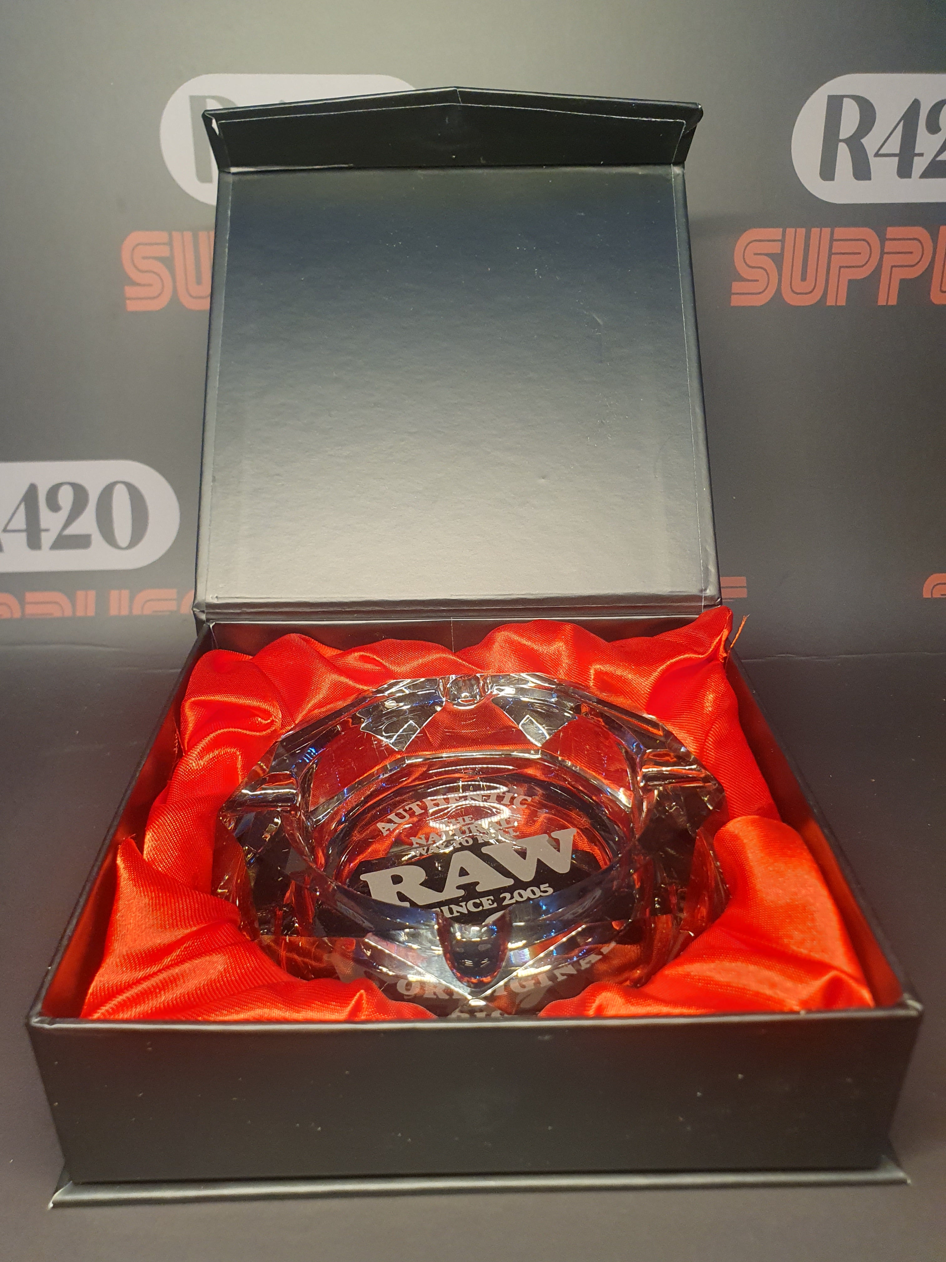 RAW Darkside Glass Ashtray