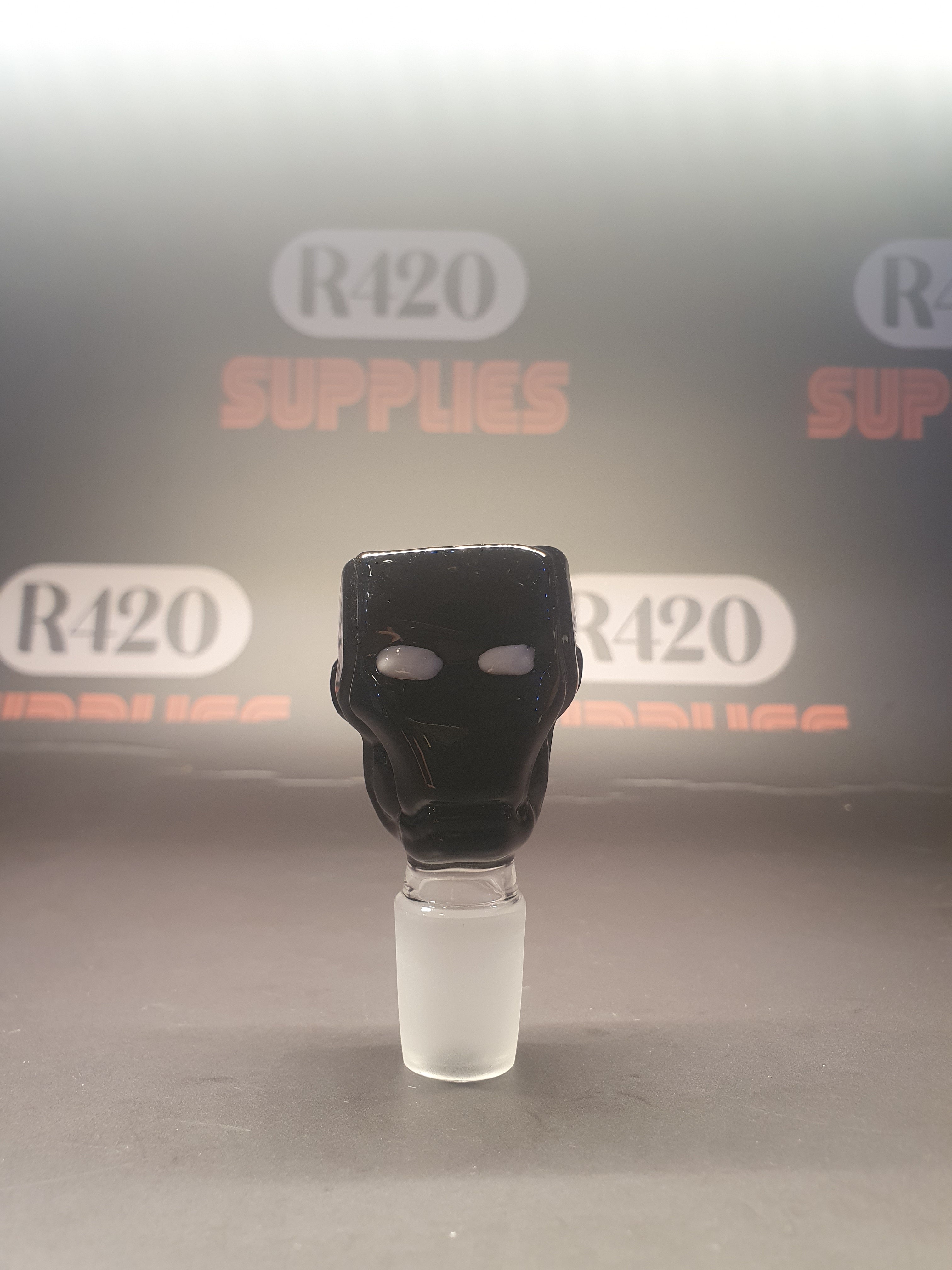 Iron Man Black Bowl - 18mm Male