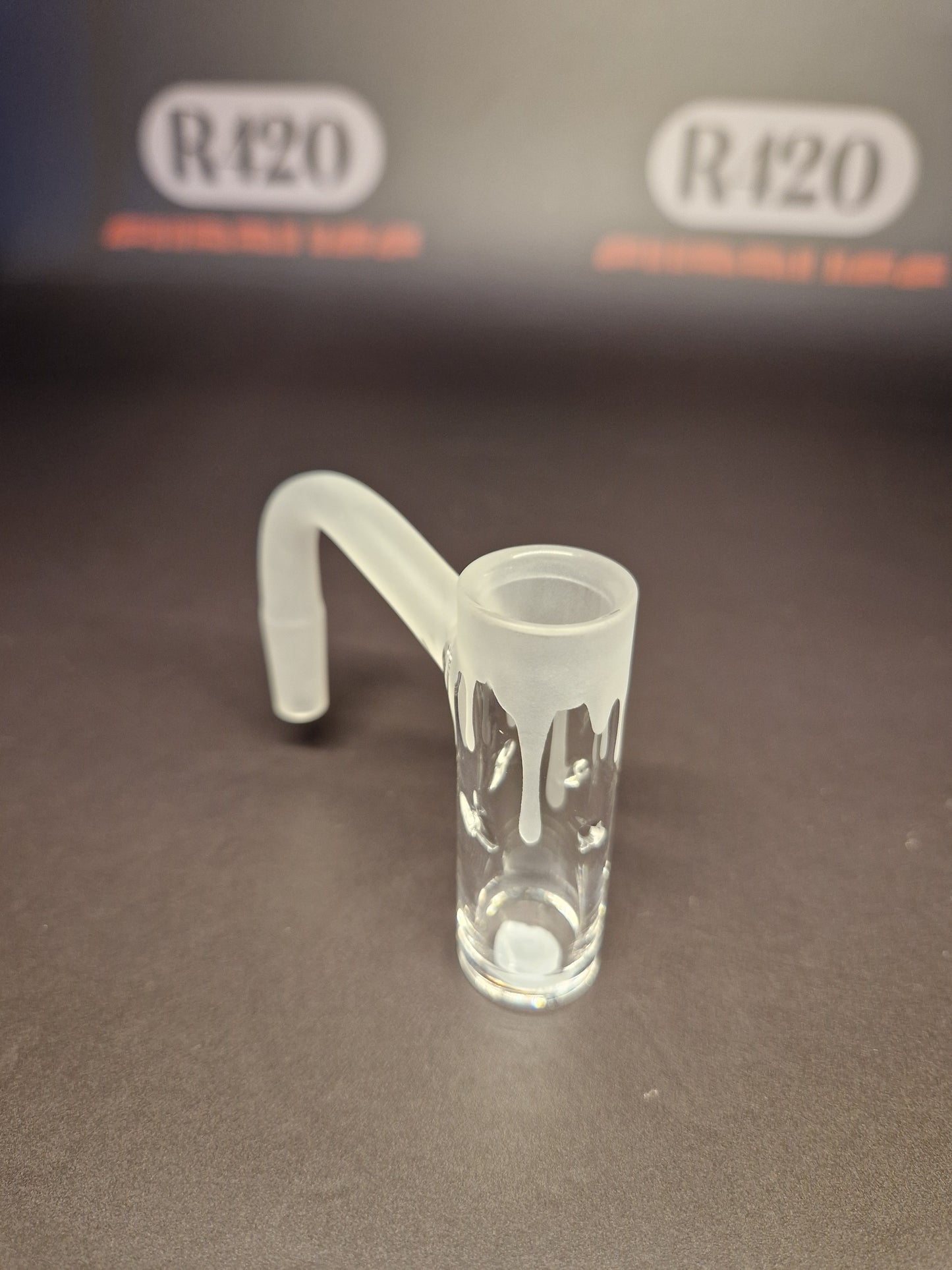 Quartz Banger - 10mm / 90° Male Fitting - Frosted Drip Design with Autospin