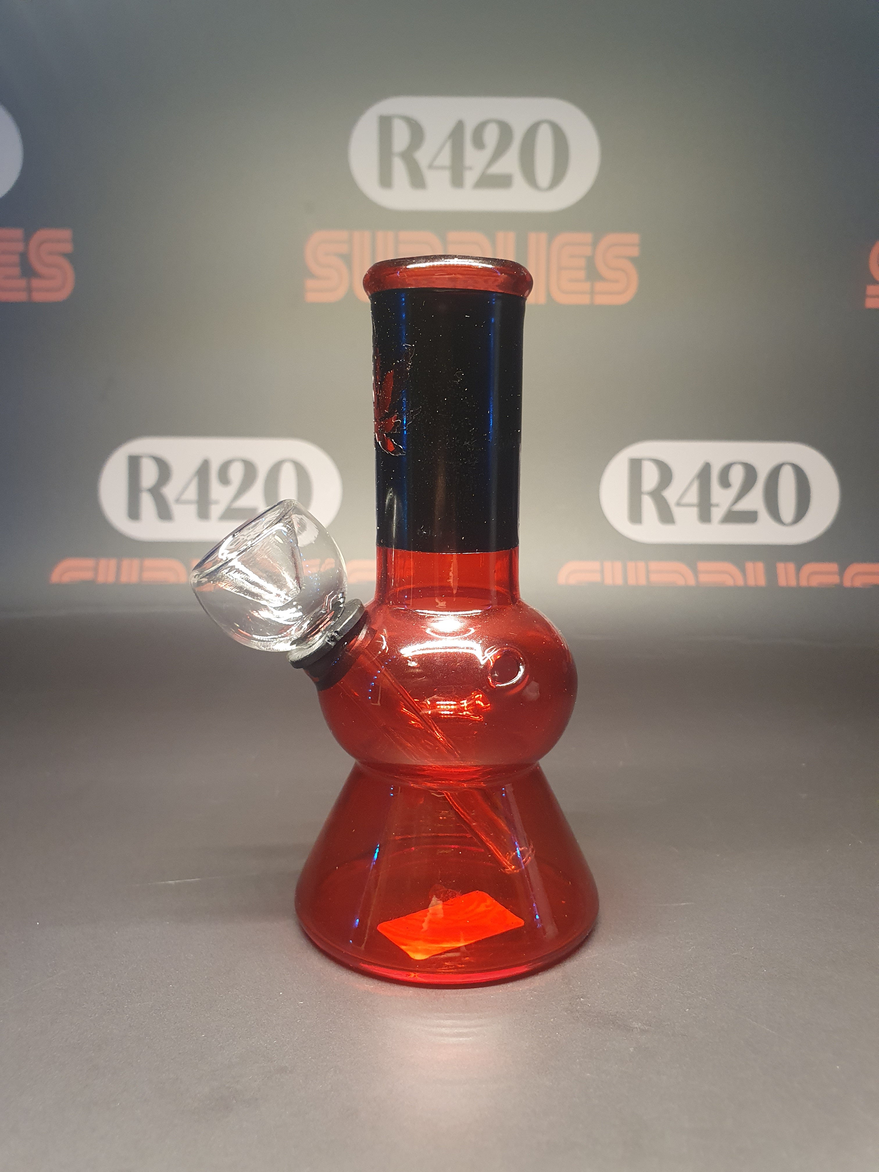 Mini Glass Bong - 136mm - Red