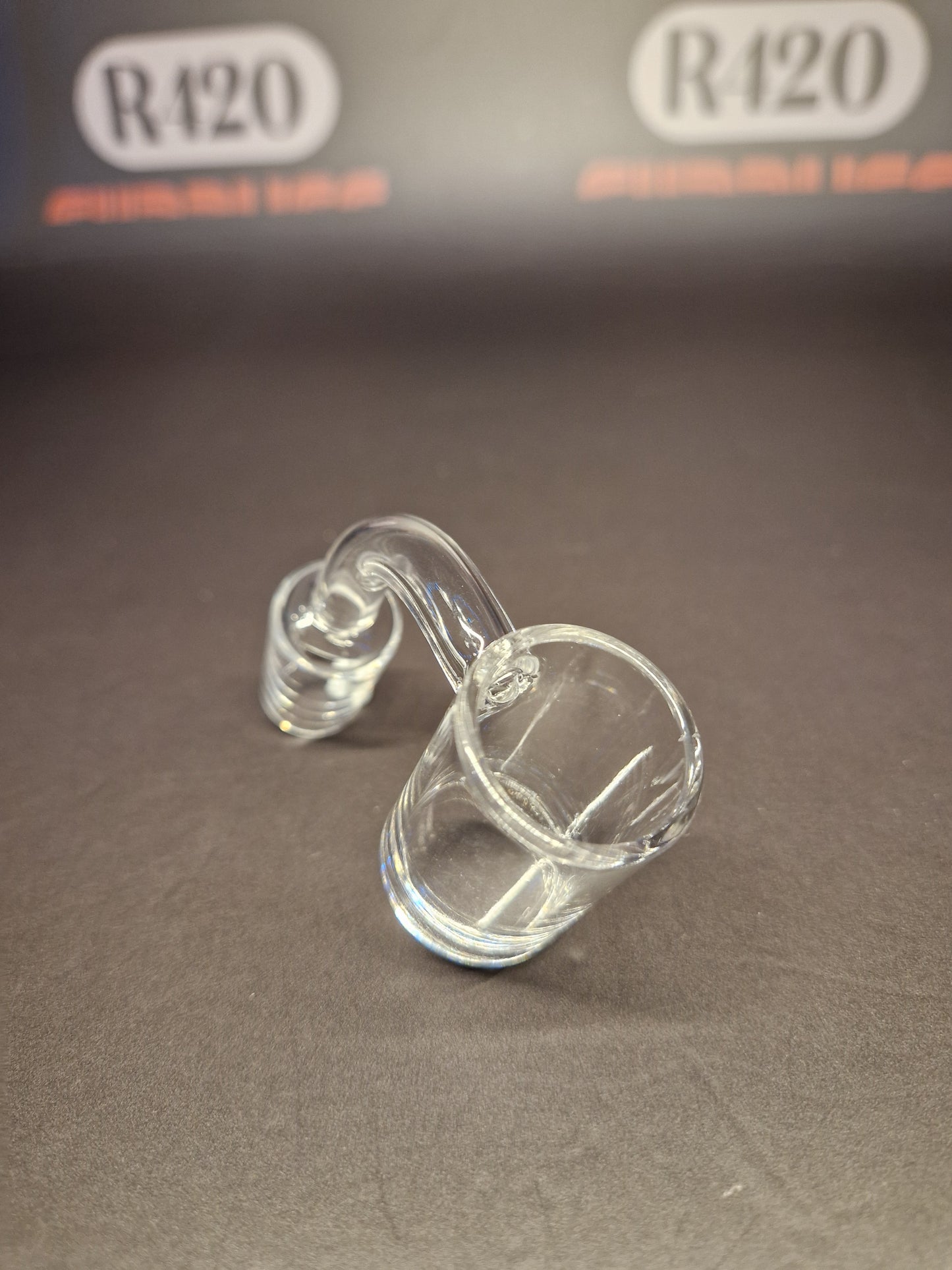 Quartz Banger - 18mm / 90° Male Fitting - Flat Bottom Bucket - Clear