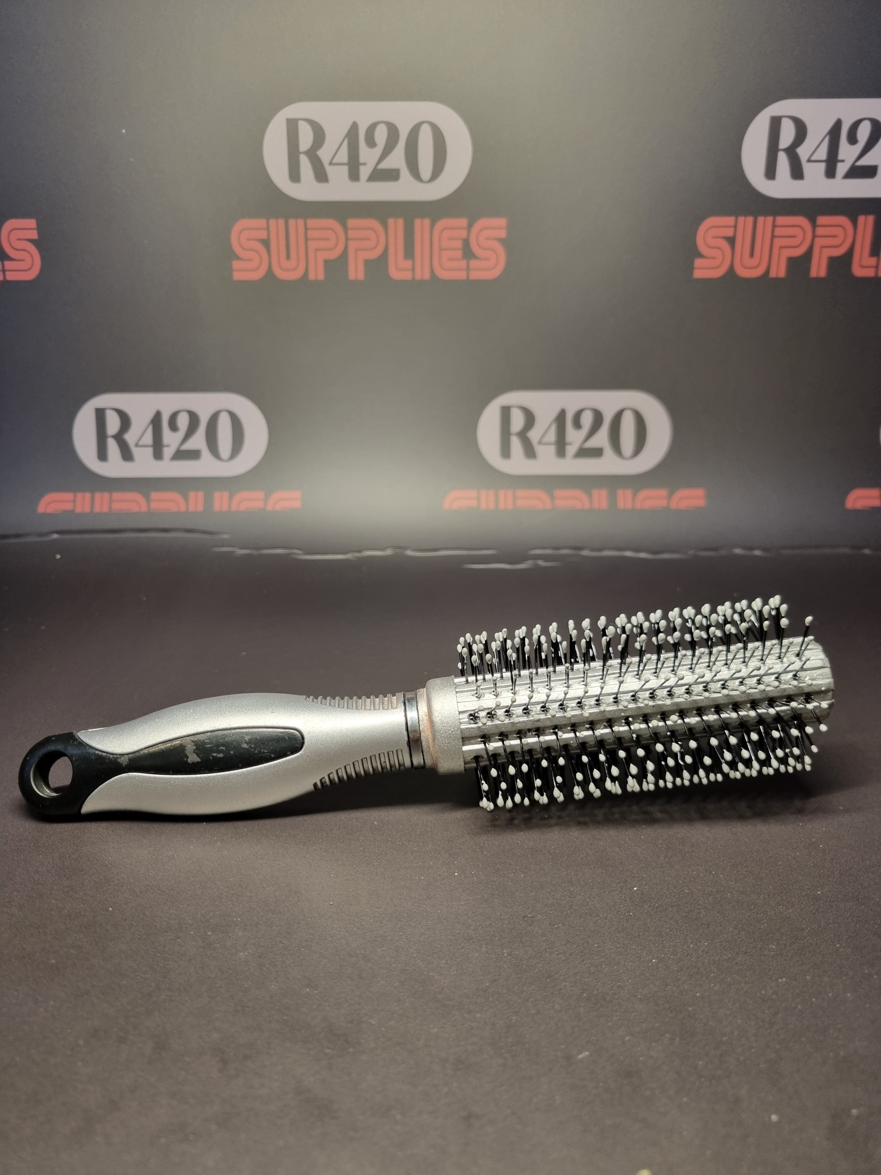 Hairbrush Safe / Stash