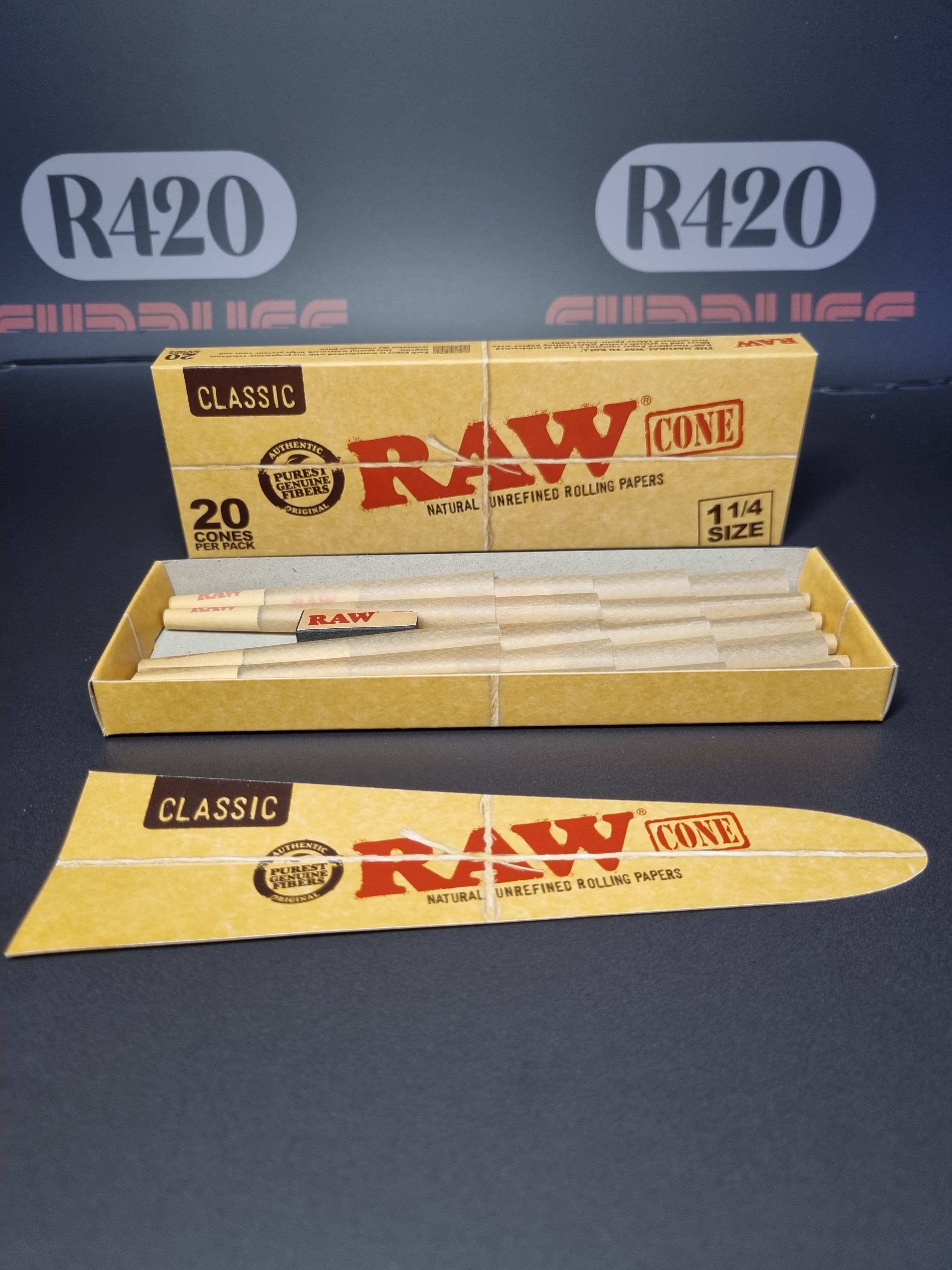 RAW Classic 1 1/4 Cones - 20 Pack