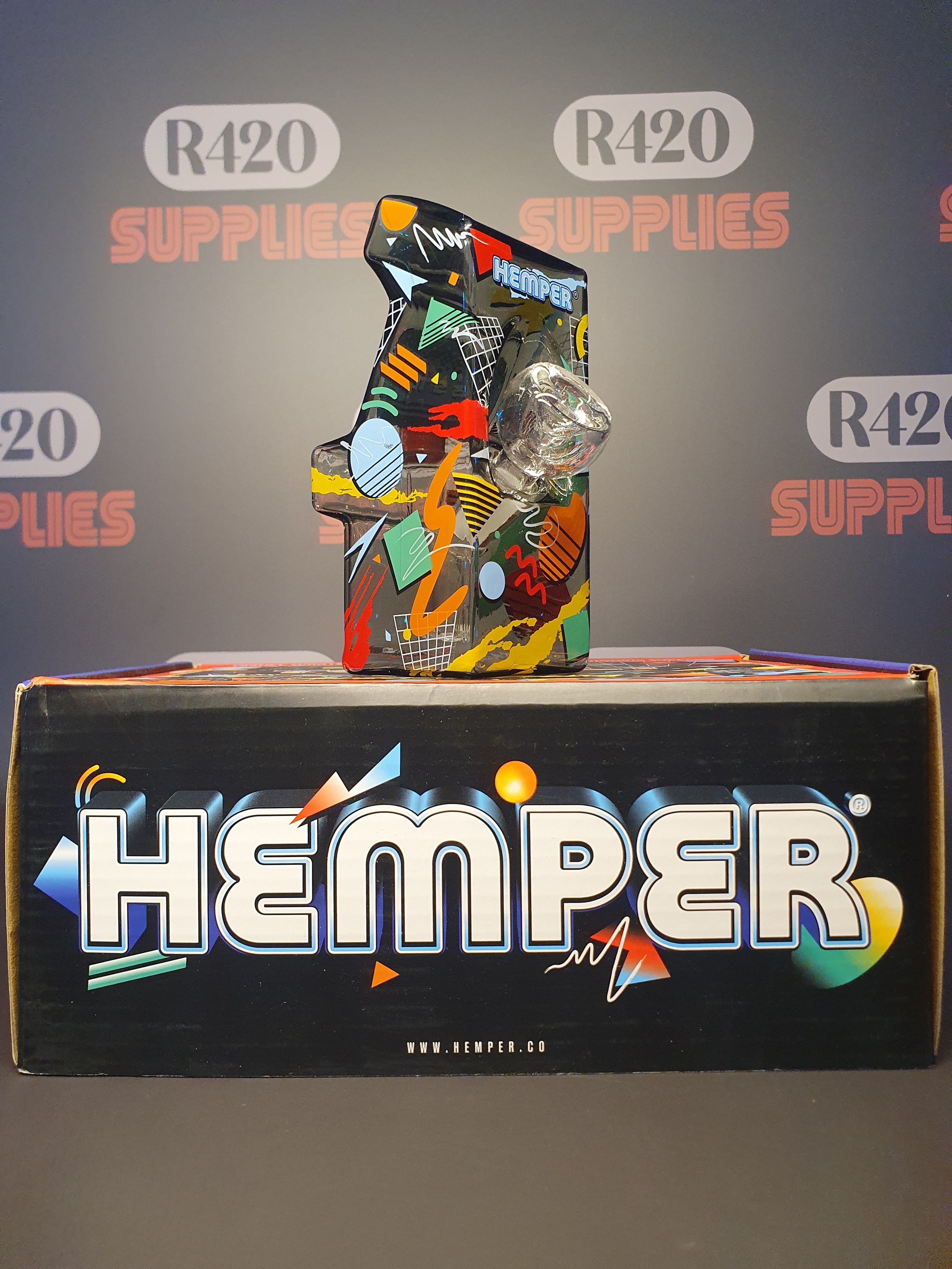 Hemper Glass Bong - Arcade Machine