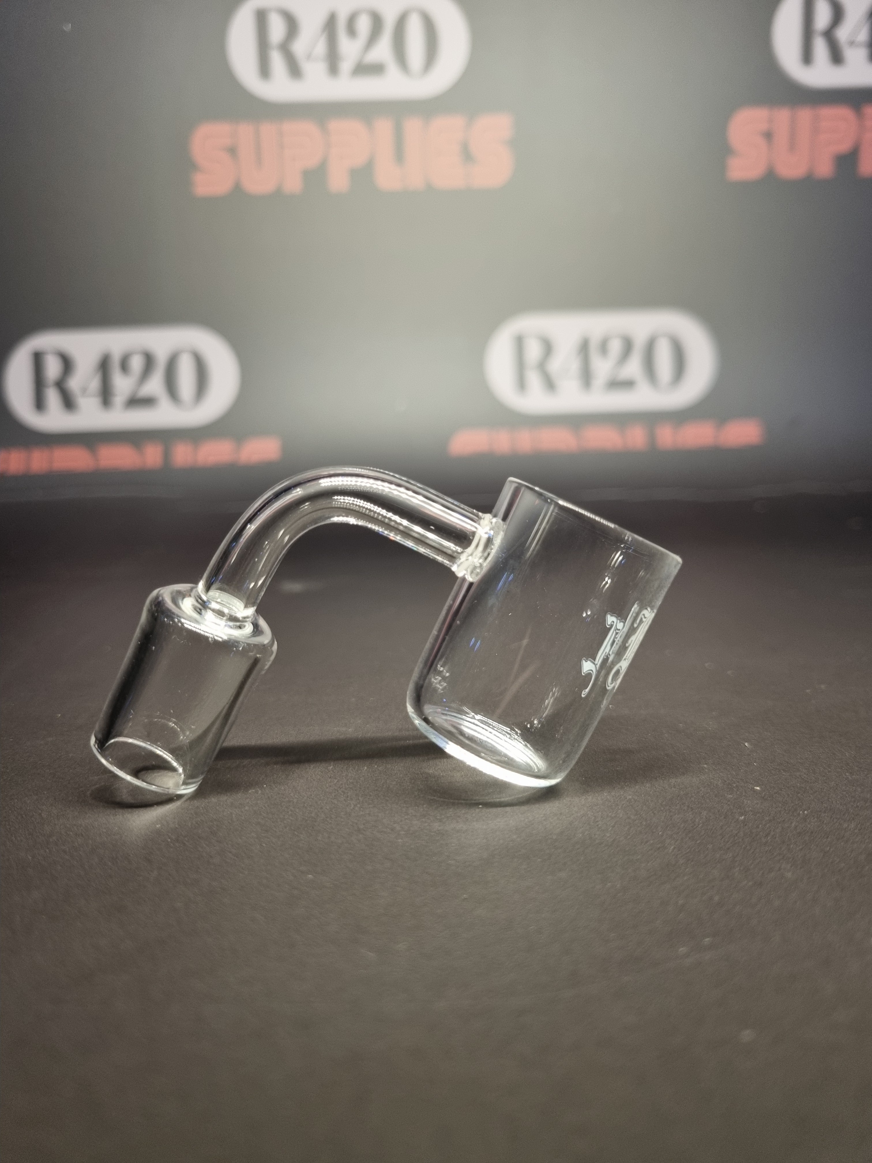 Quartz Banger - 18mm / 90° Male Fitting - Carb Cap & Dish