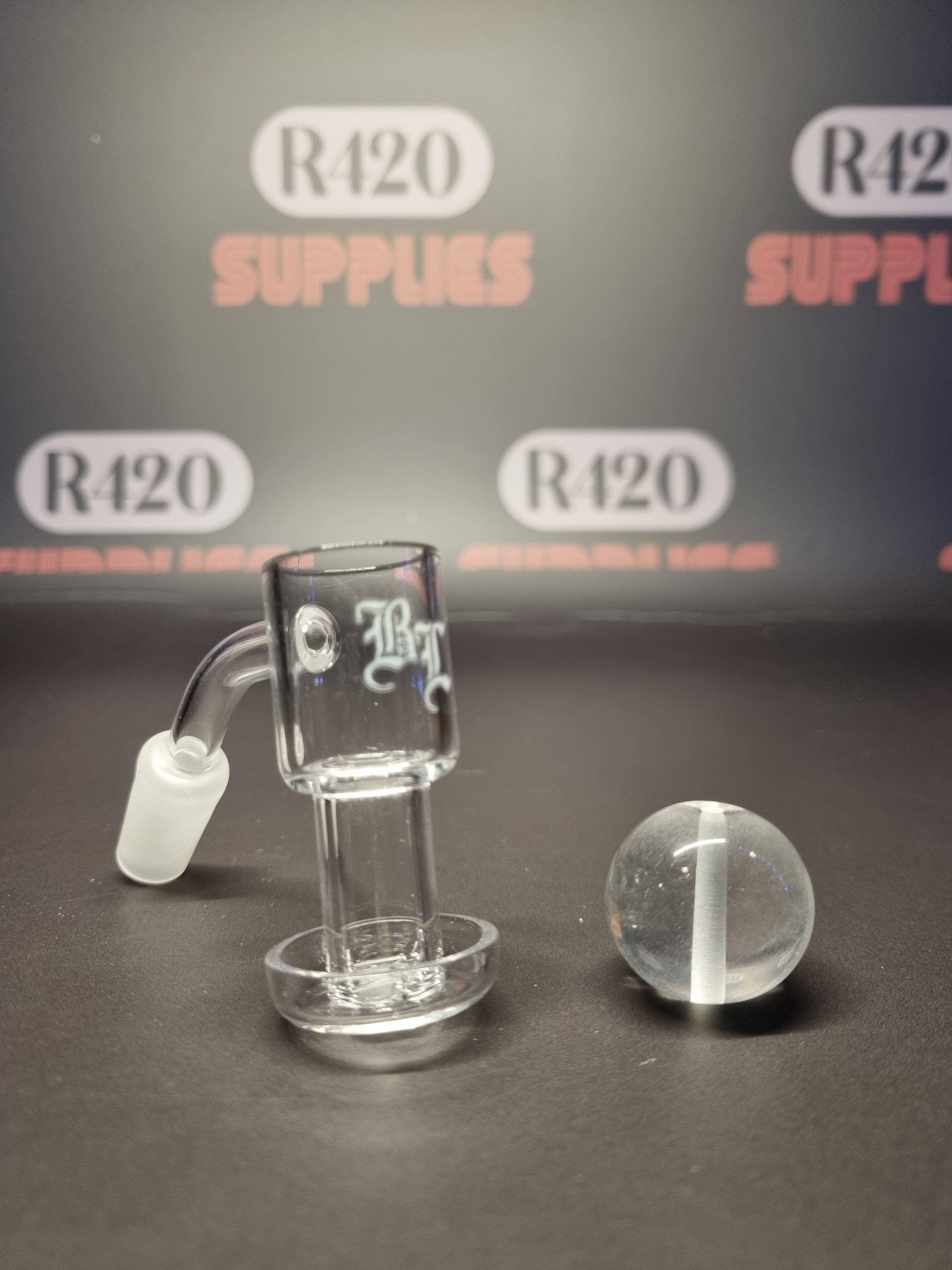 Quartz Slurper Banger - 14mm / 45° Male Fitting & Top Marble