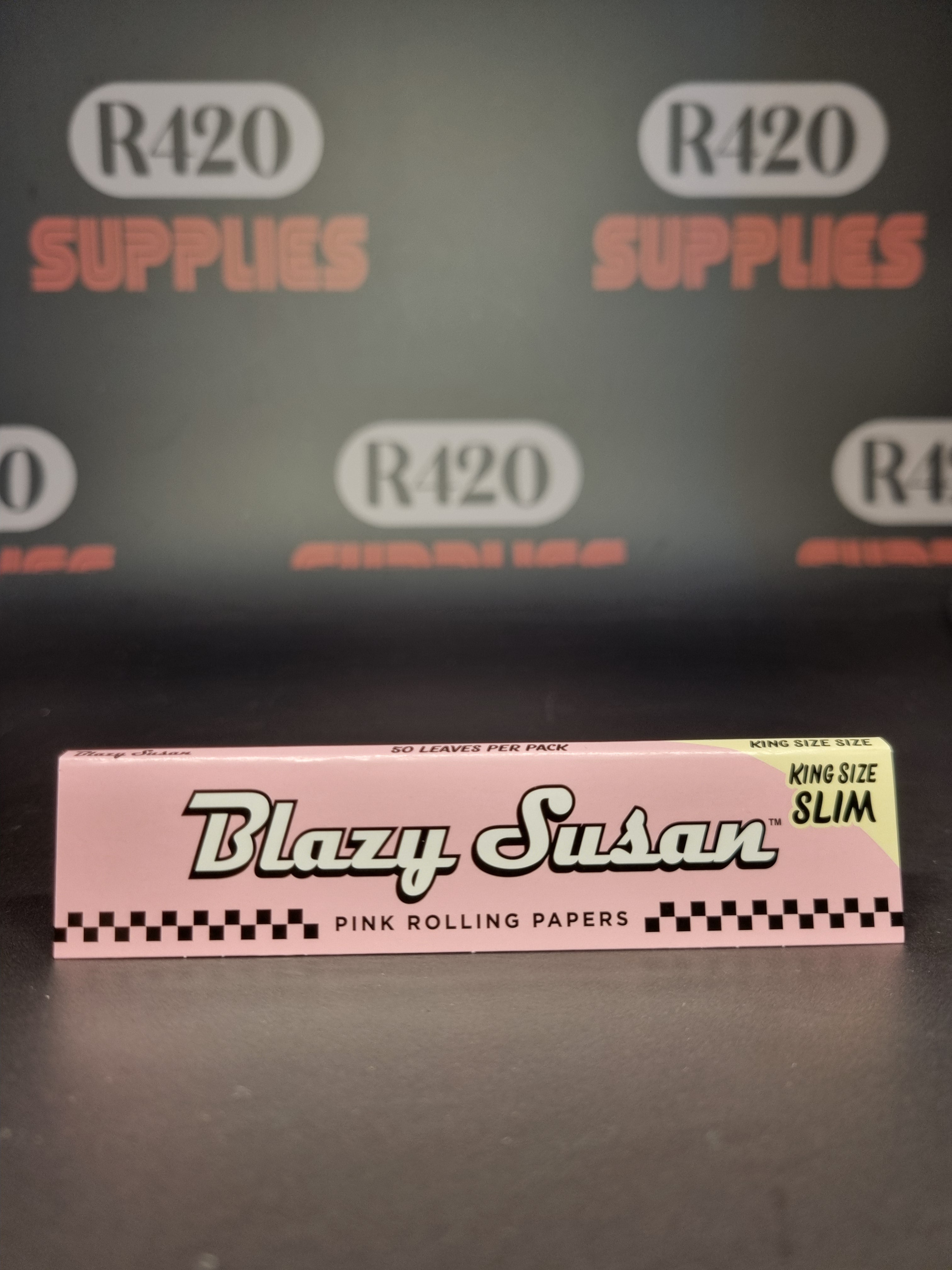 Blazy Susan Kingsize Slim Rolling Papers - Pink