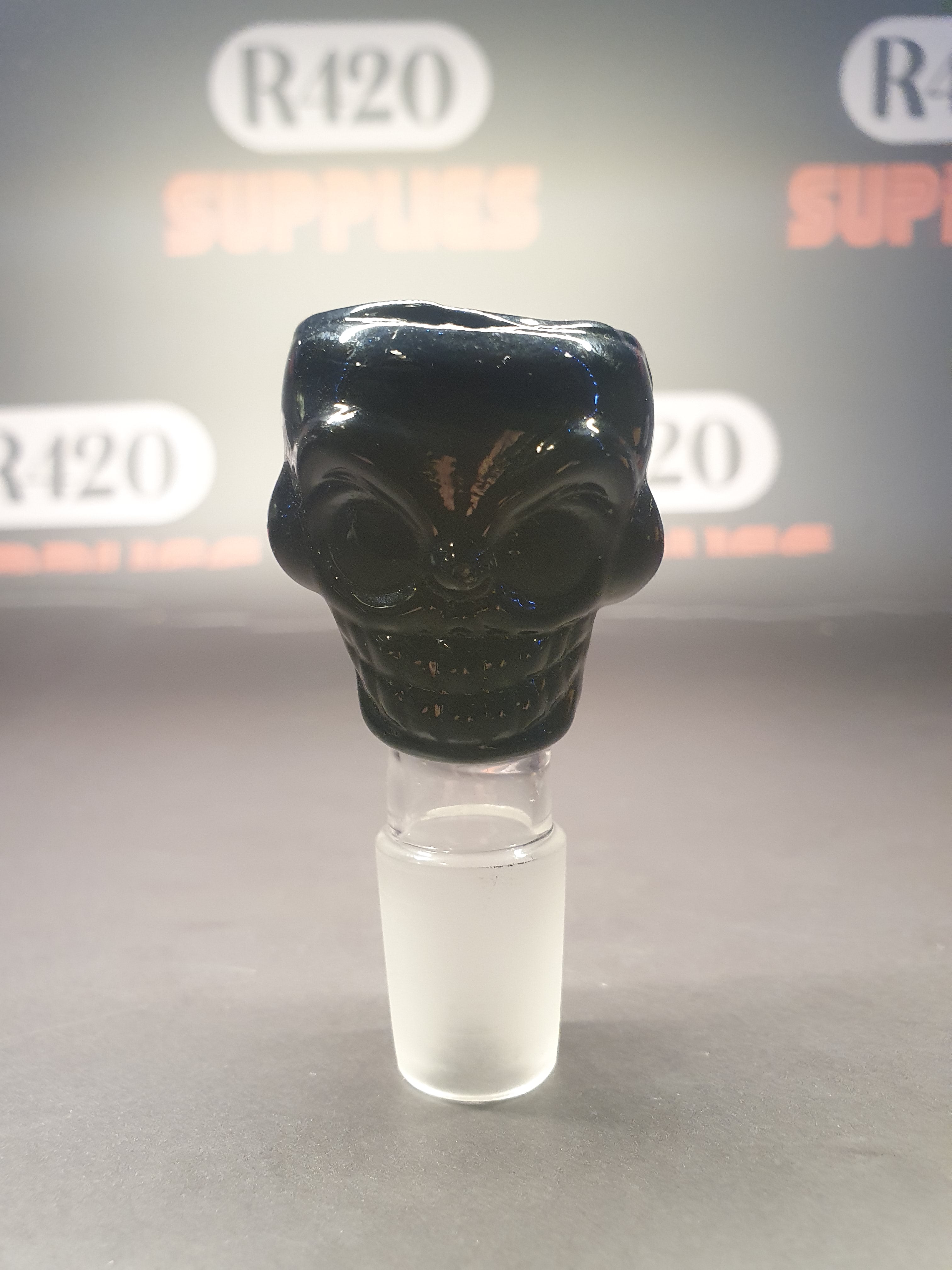 Black Skull Bowl - 18mm Male