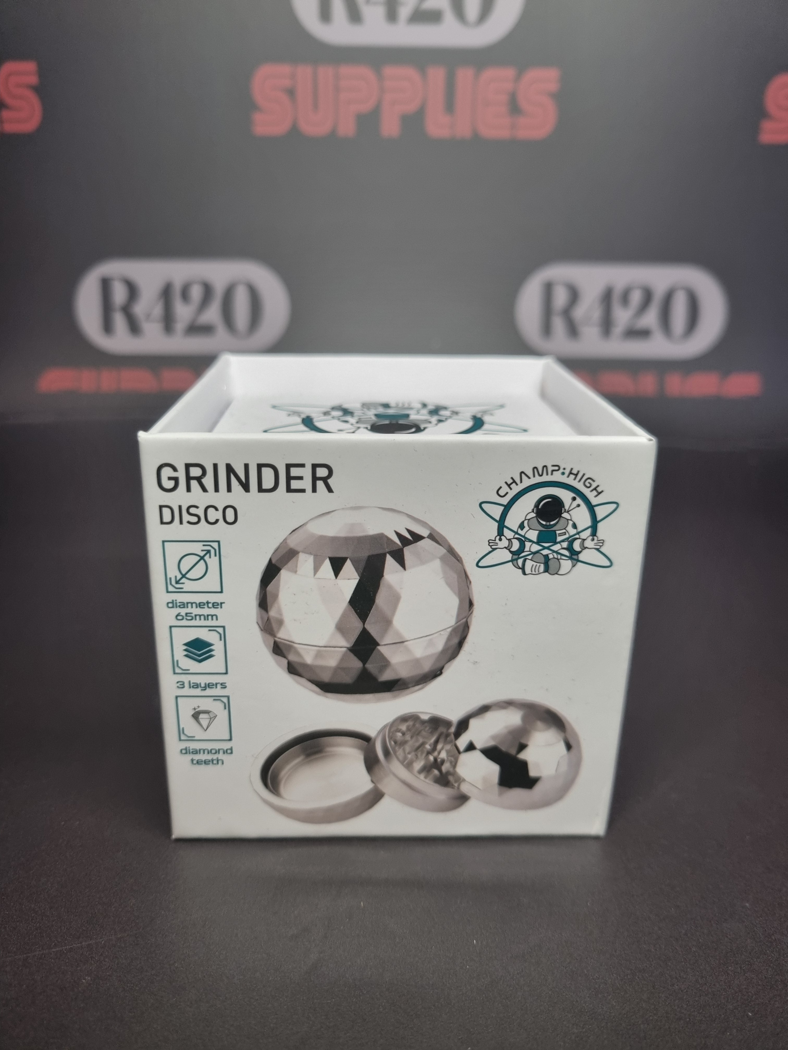 Champ High Disco Ball Metal Grinder