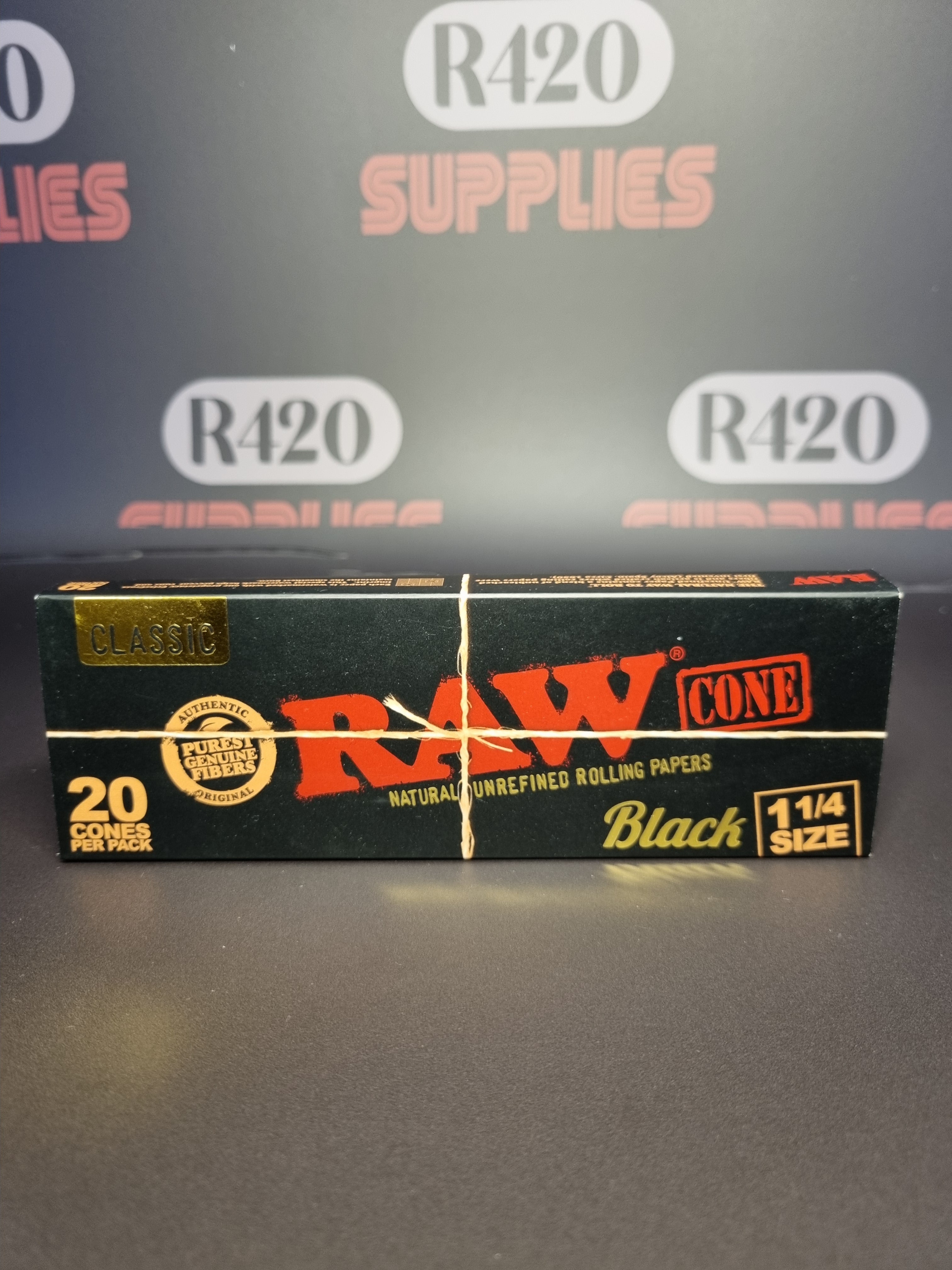RAW Black 1 1/4 Cones - 20 Pack