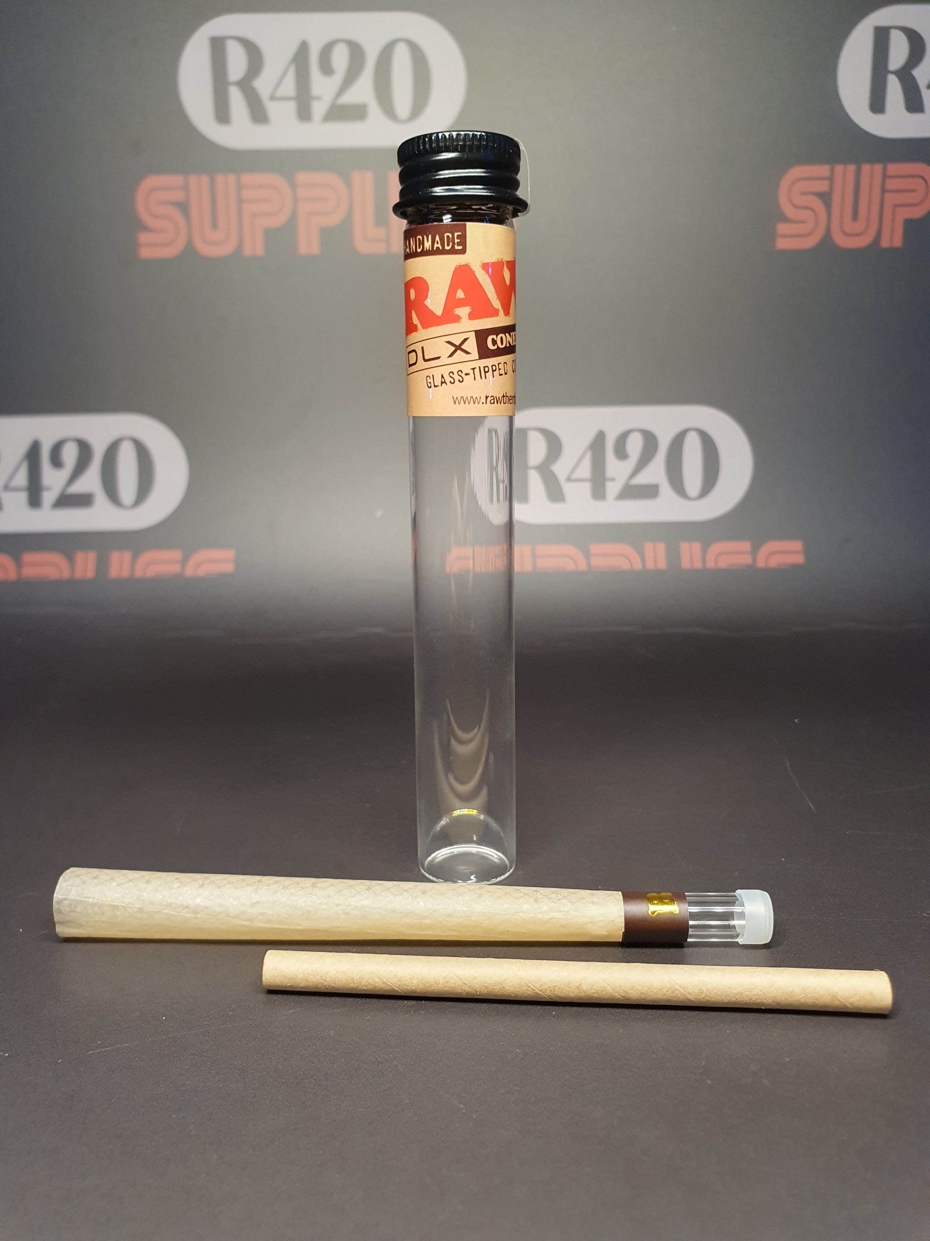 RAW DLX Glass Tipped Cones