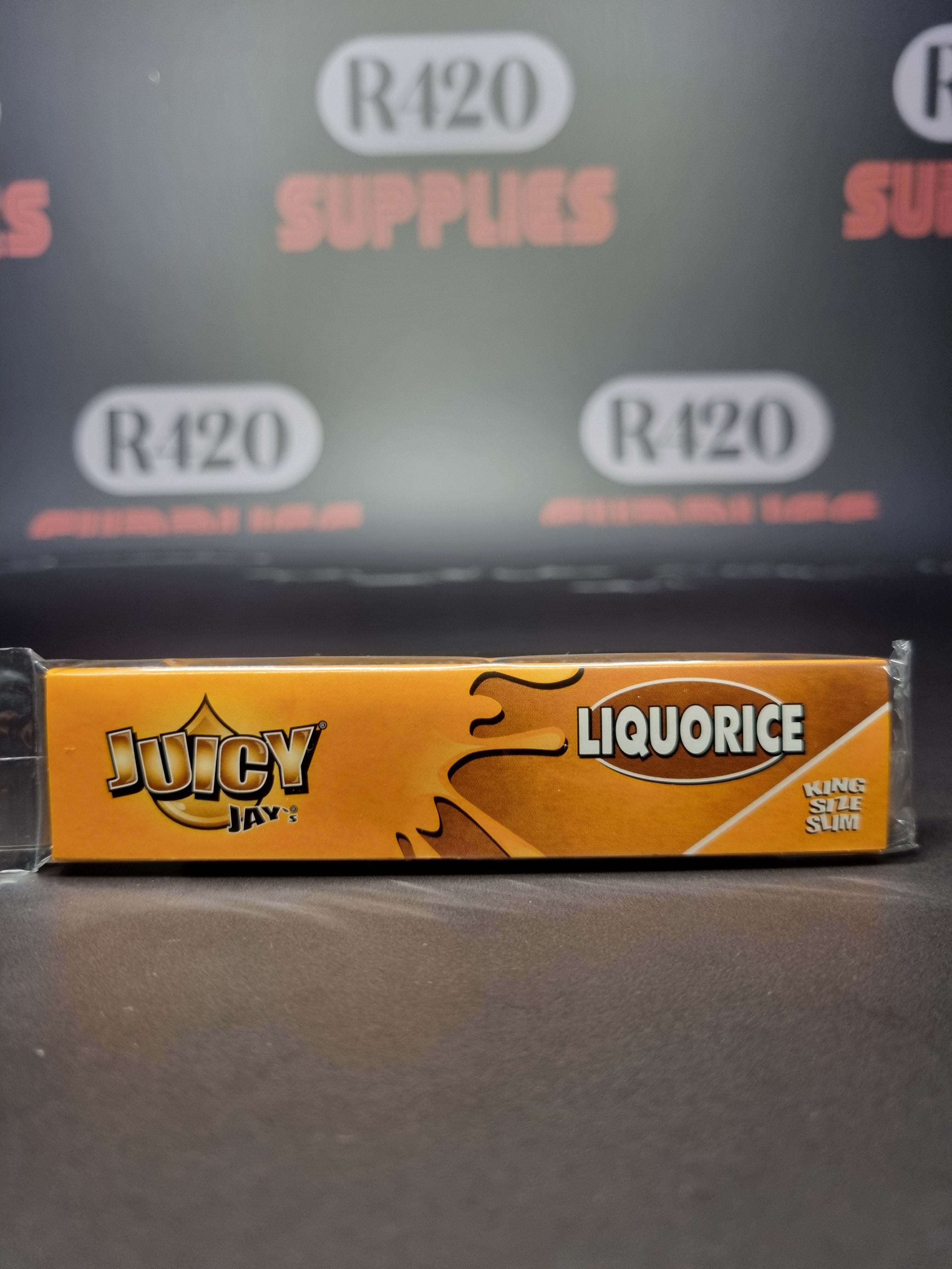 Juicy Jay's Kingsize Slim Flavoured Skins - Liquorice