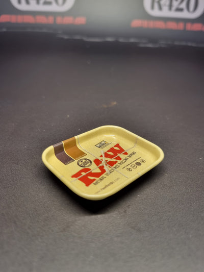 RAW Minature Rolling Tray - Badge - Magnetic