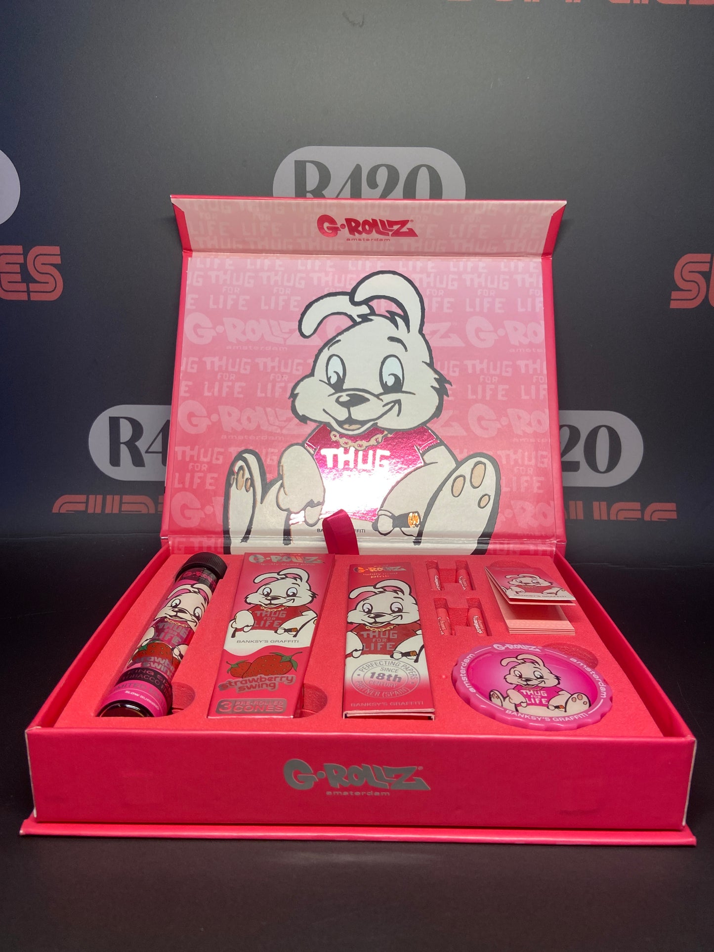 G-Rollz Banksy "Thug For Life" Pink Giftset