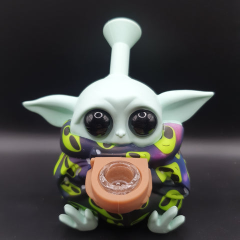 Baby Yoda Shaped Silicone Bong - 135mm - Alien Head Robe