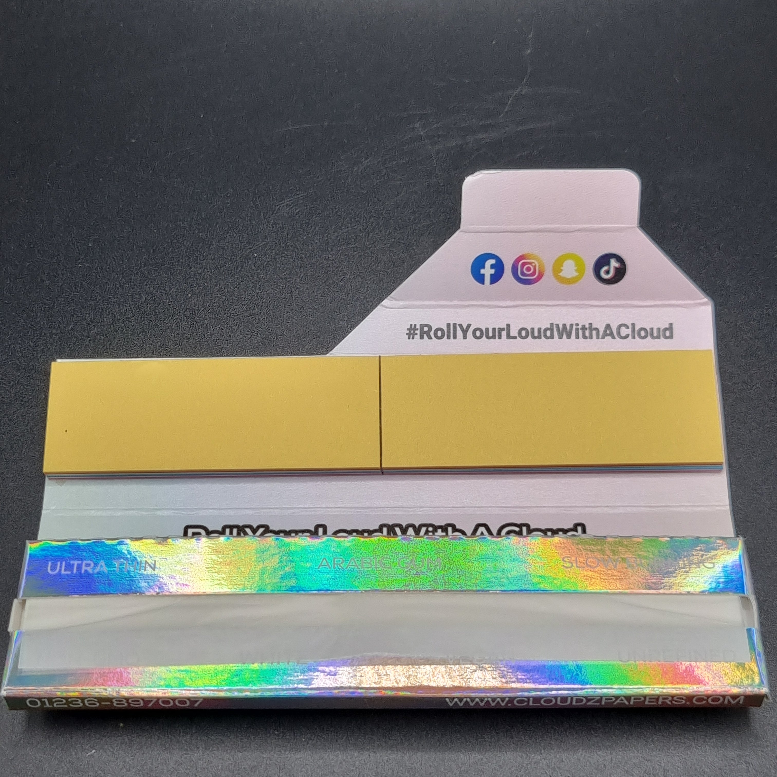 Cloudz Kingsize Slim Rolling Papers & Tips - White