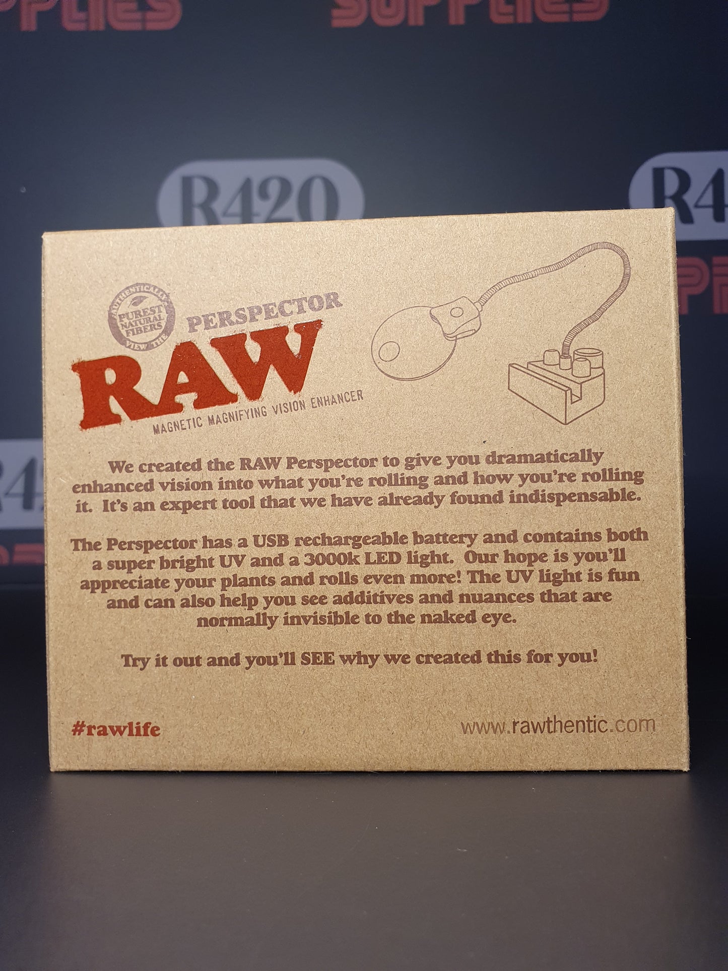 RAW Perspector - Magnifier & Light