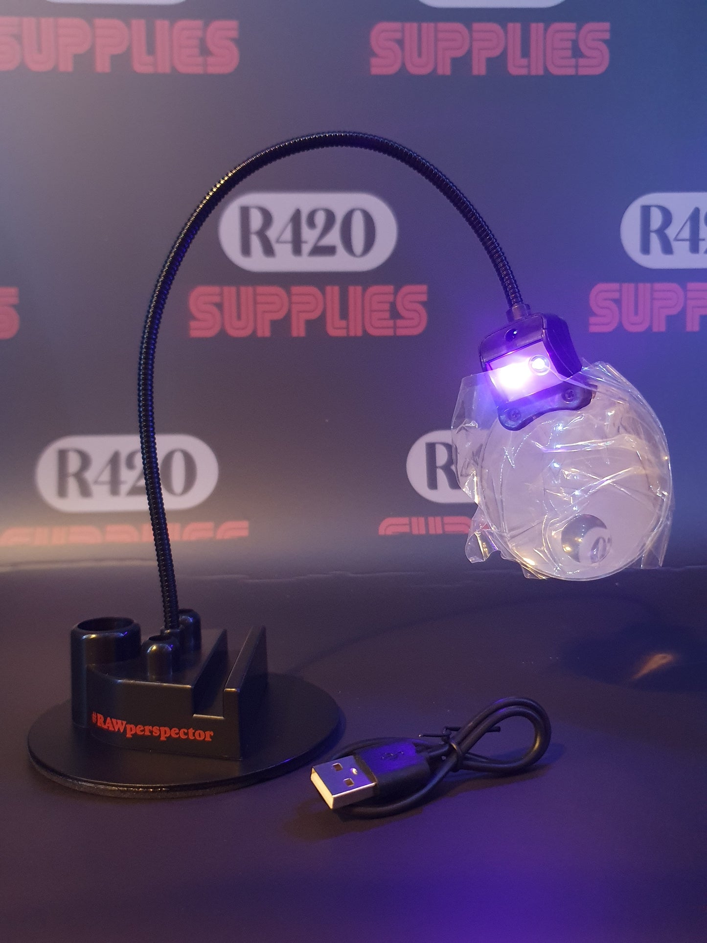 RAW Perspector - Magnifier & Light