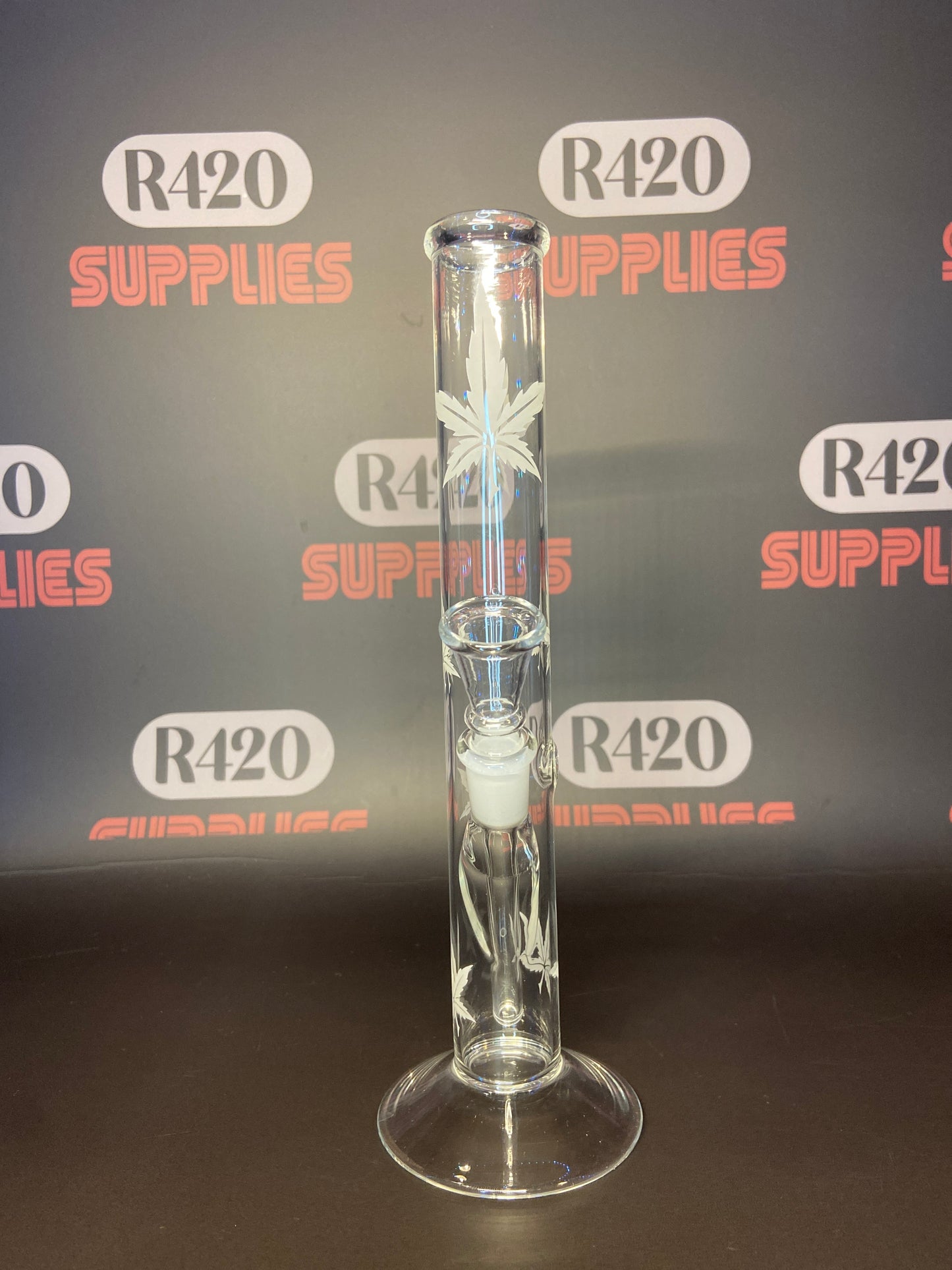 Glass Bong - Clear with Leaf Design - H: 38cm