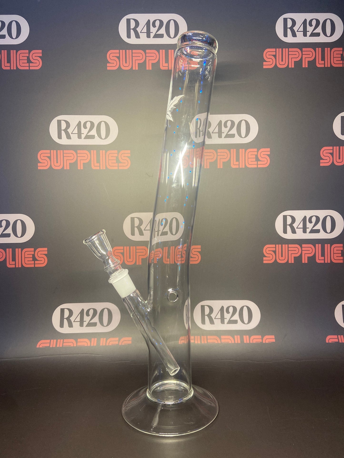 Glass Bong - Clear with Leaf Design - H: 42cm