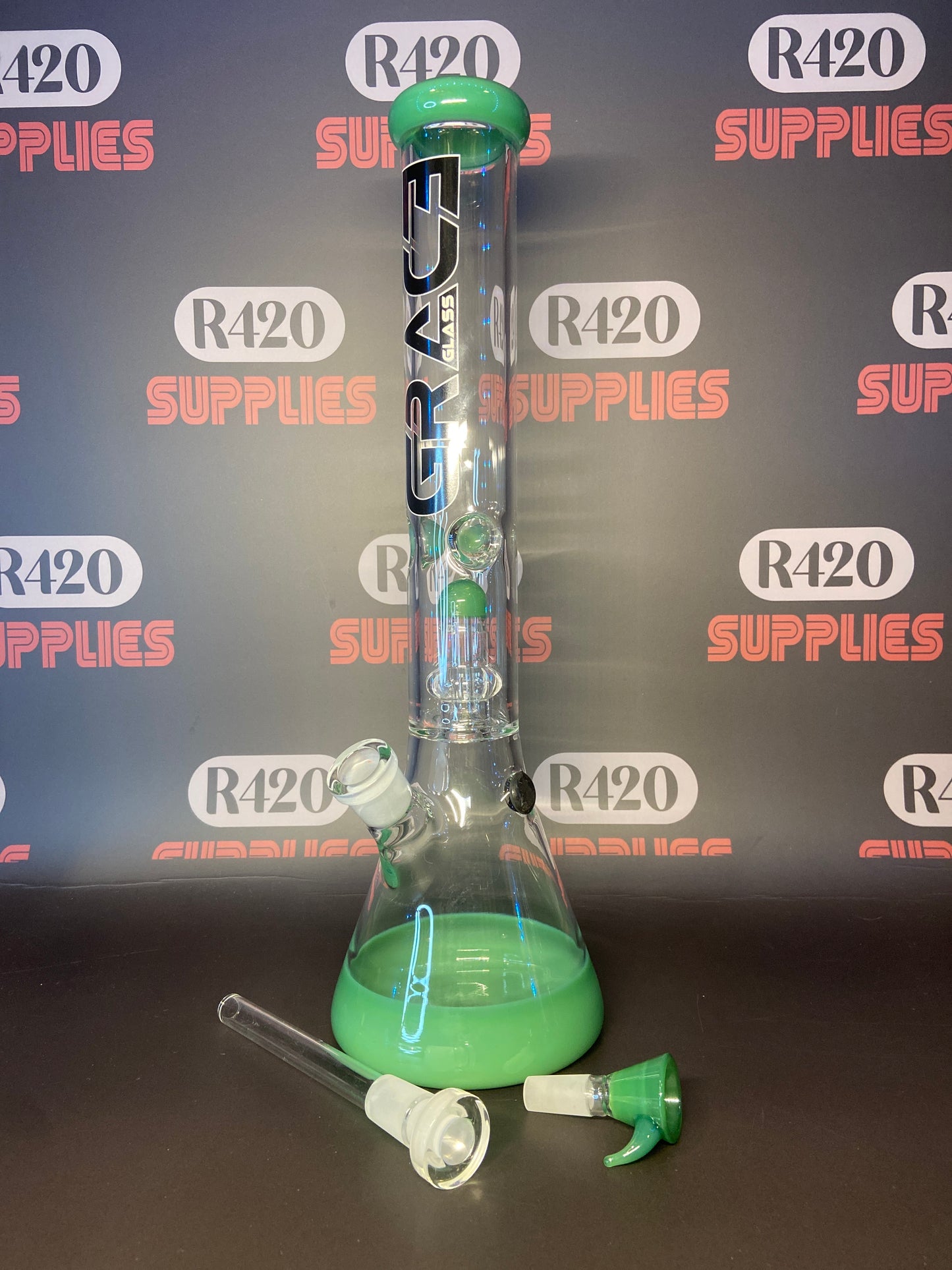 Grace Glass - Green Beaker Bong H:41cm - 5mm Thick