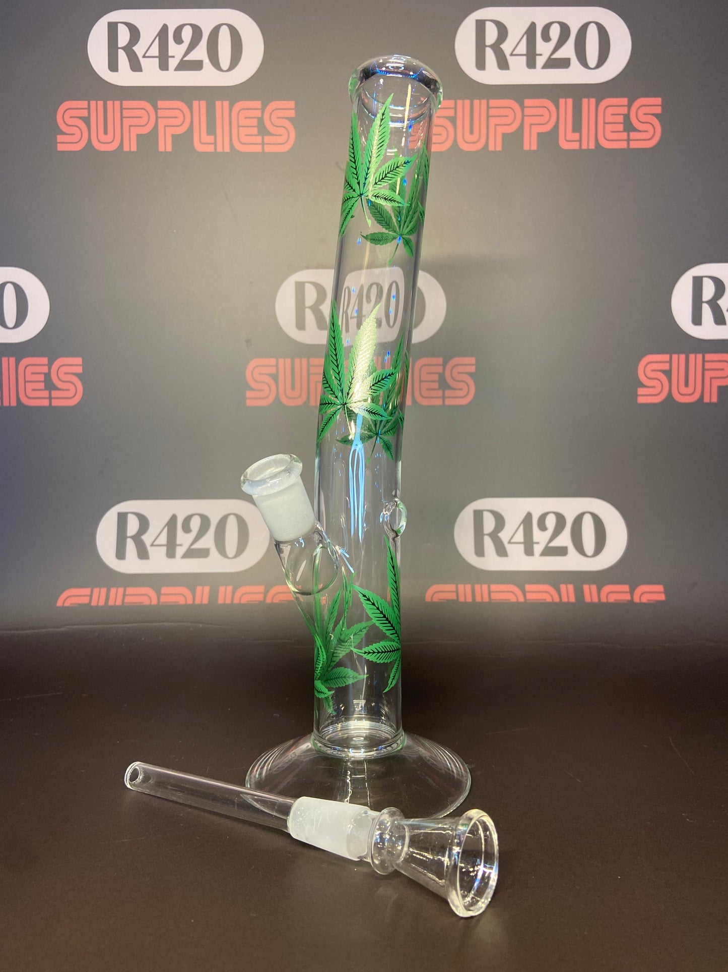 Glass Bong - Clear with Green Leaf Design - H: 38cm