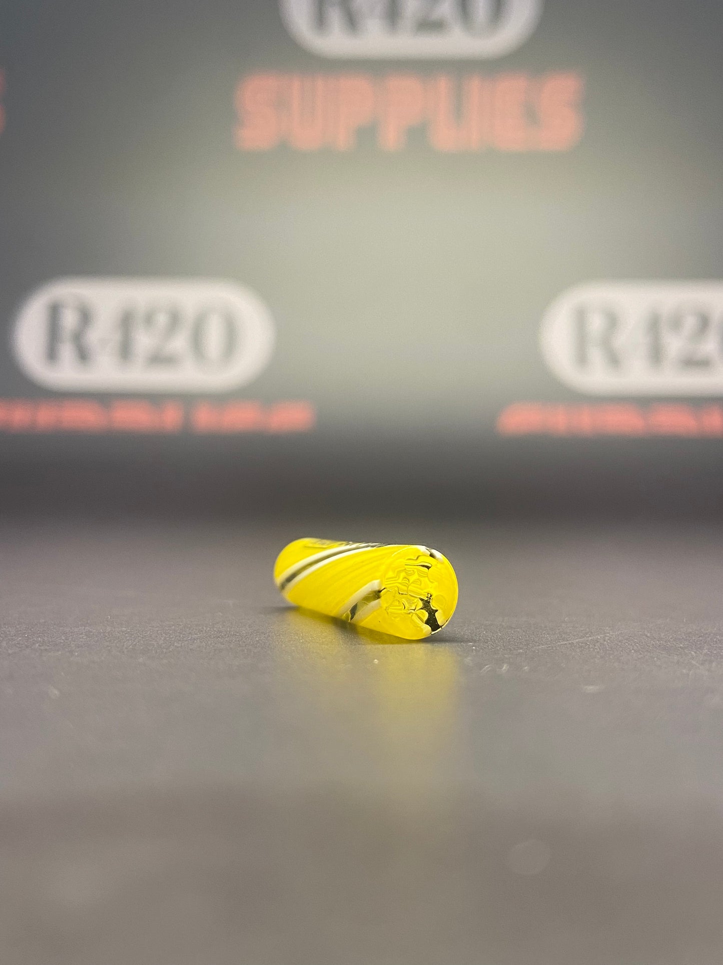 R420 Premium Glass Filter Tip - 8mm x 30mm - Multiple Colours