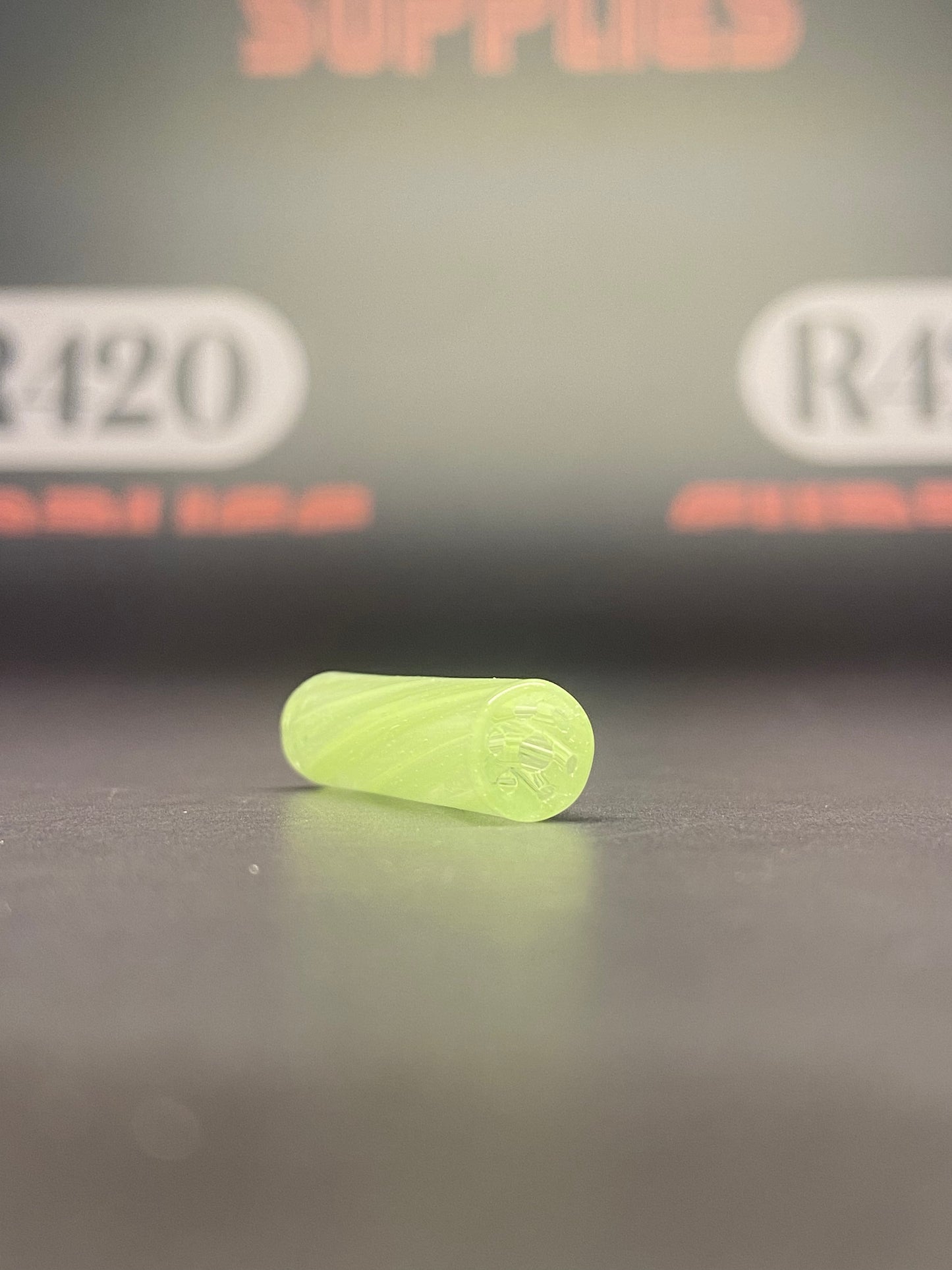 R420 Premium Glass Filter Tip - 8mm x 30mm - Multiple Colours