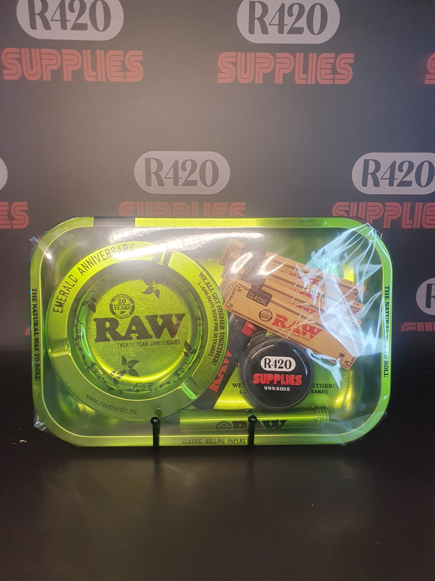 RAW 20th Anniversary Giftset