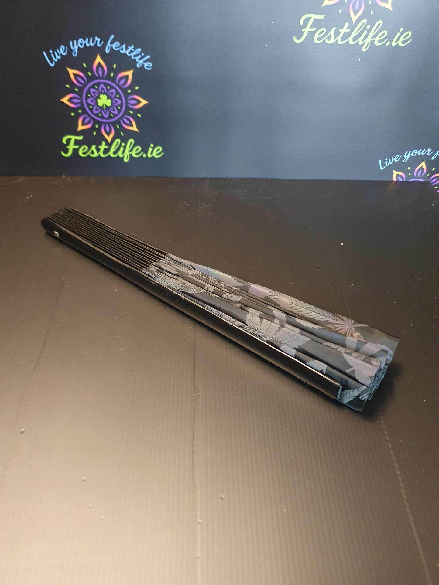 Holographic Reflective Clack Fan – 33cm | Premium Bamboo Rave Fan for Festivals & Parties