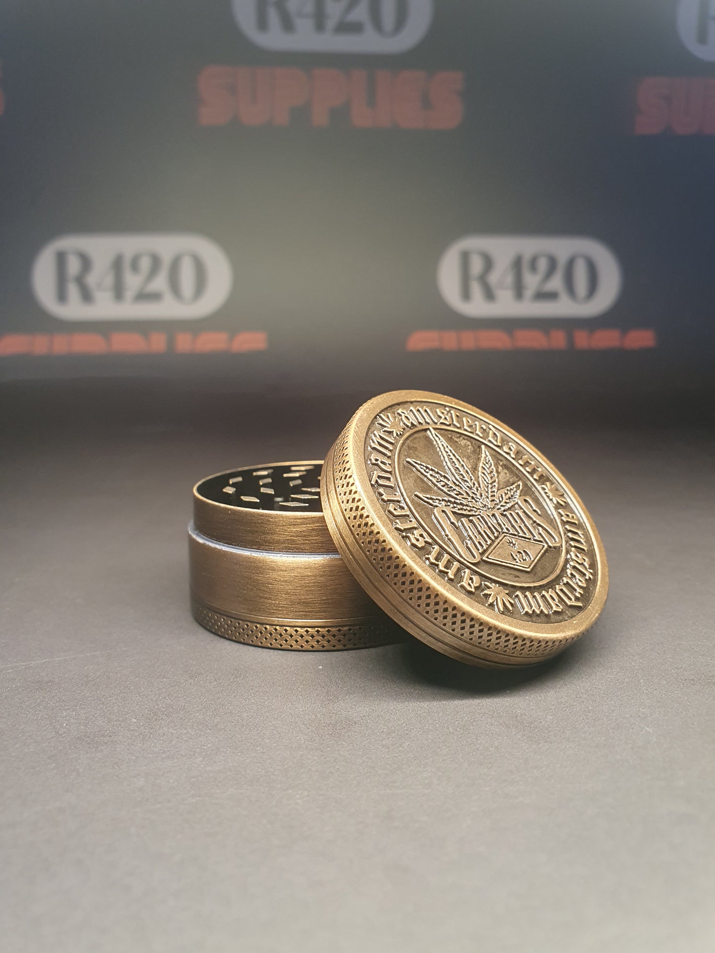 Amsterdam Green - 3 Piece Metal Grinder - 50mm - 3 Partl