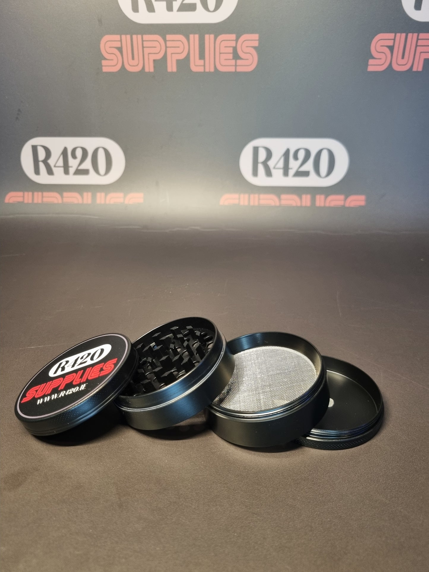 R420 Supplies Metal Grinder - 60mm - 4 Part