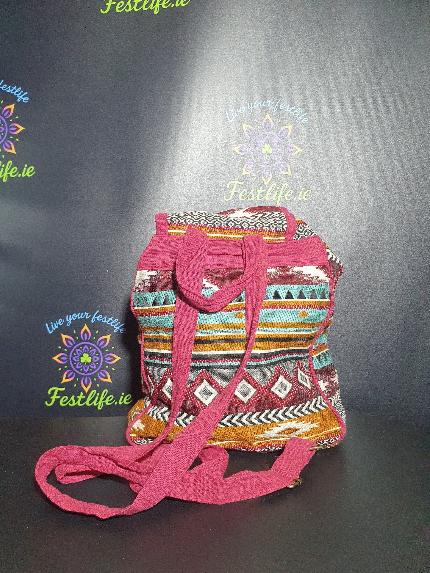 Jacquard Nepal Stijl Rugzak – Aardetinten & Bordeaux