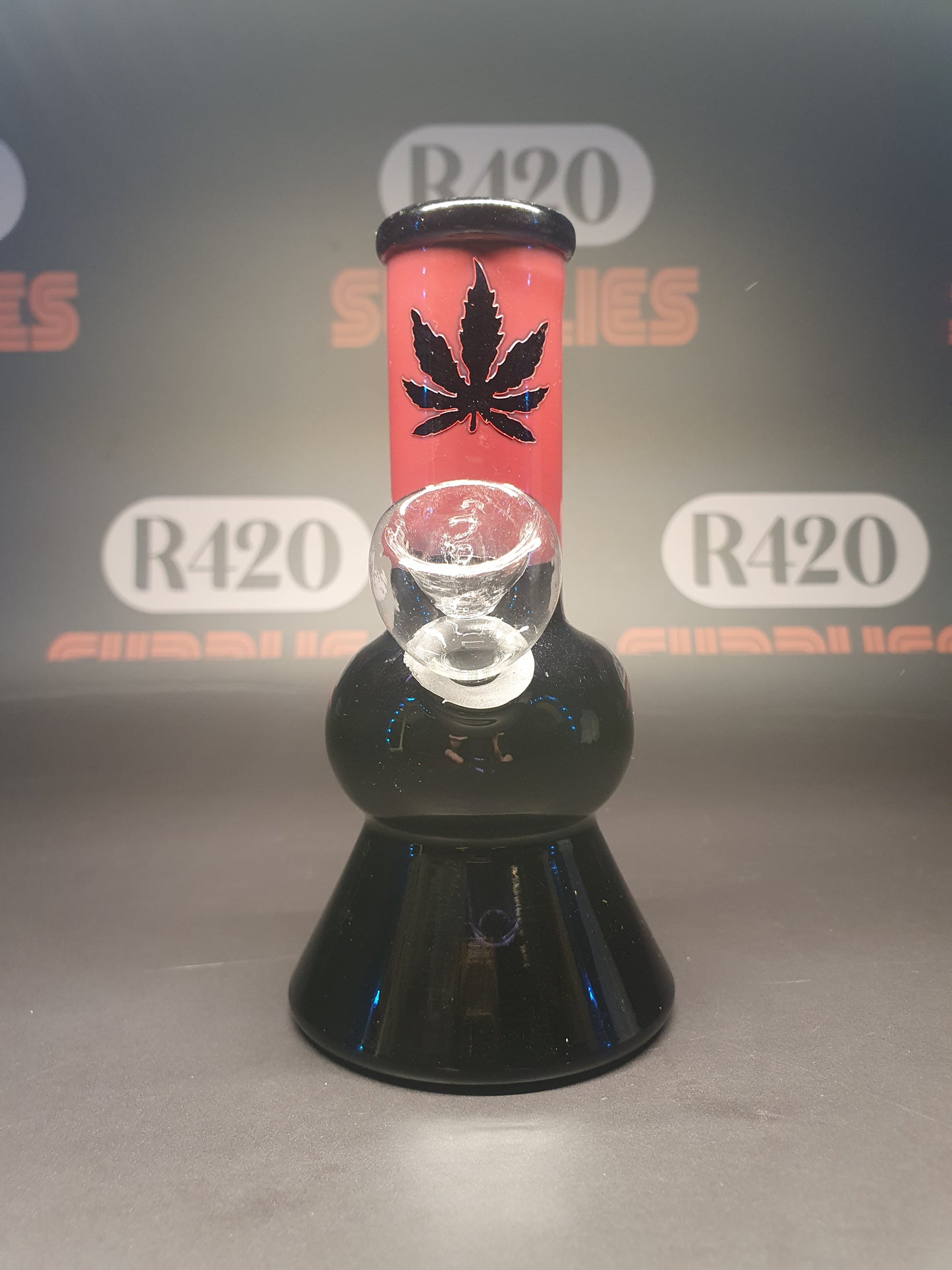Mini Glass Bong - 136mm - Black