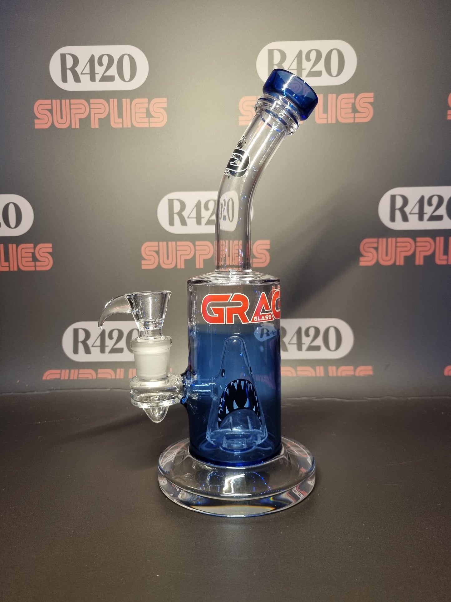 Grace Glass - Shark Attack Bong - Ocean Blue - H: 28cm