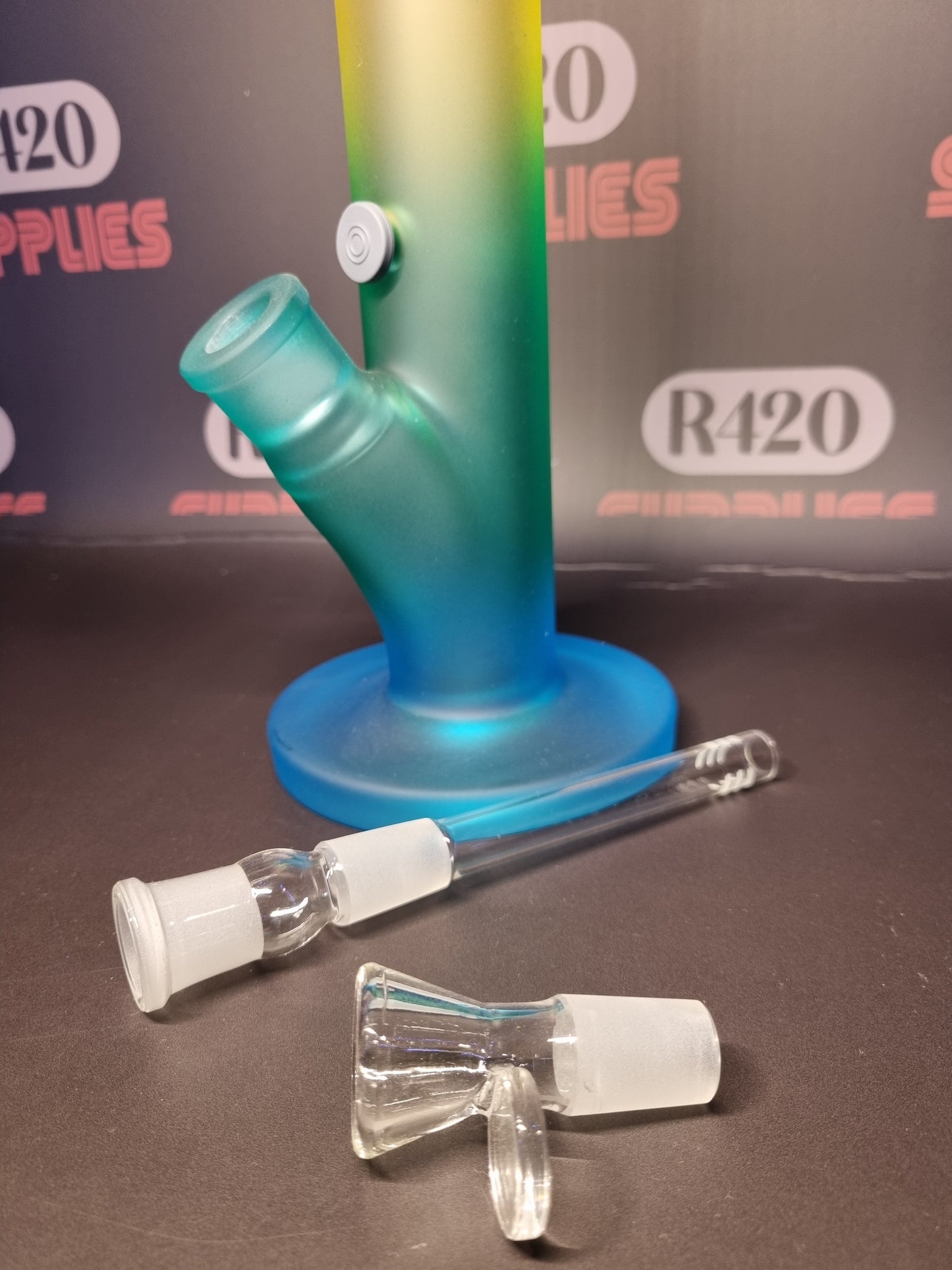 Black Leaf Tower Style Bong - Rainbow Coloured - H: 36cm