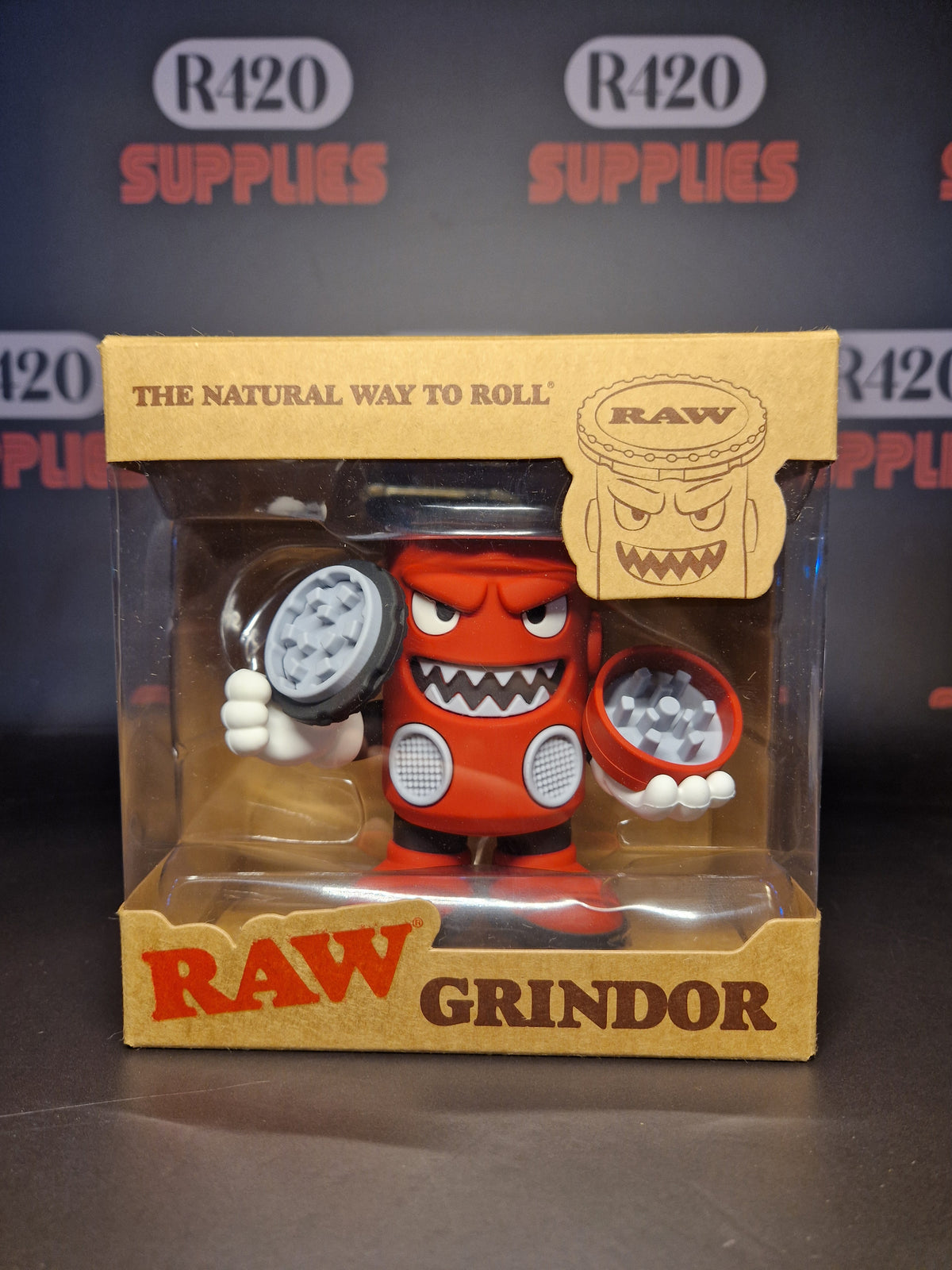 RAW Collectable Figure - GRINDOR