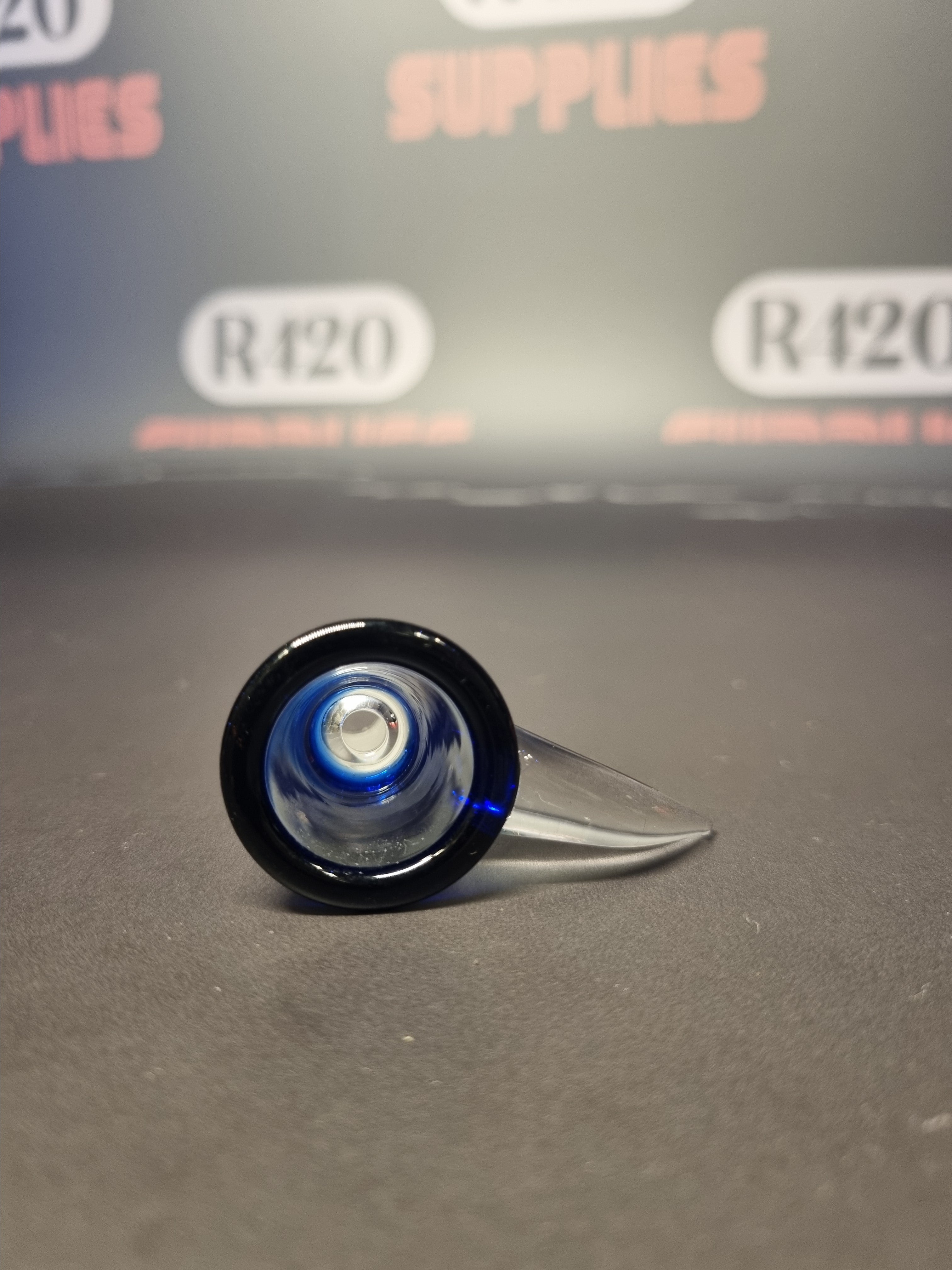 Glass Bowl with Pull Handle - 14mm Male - Blue