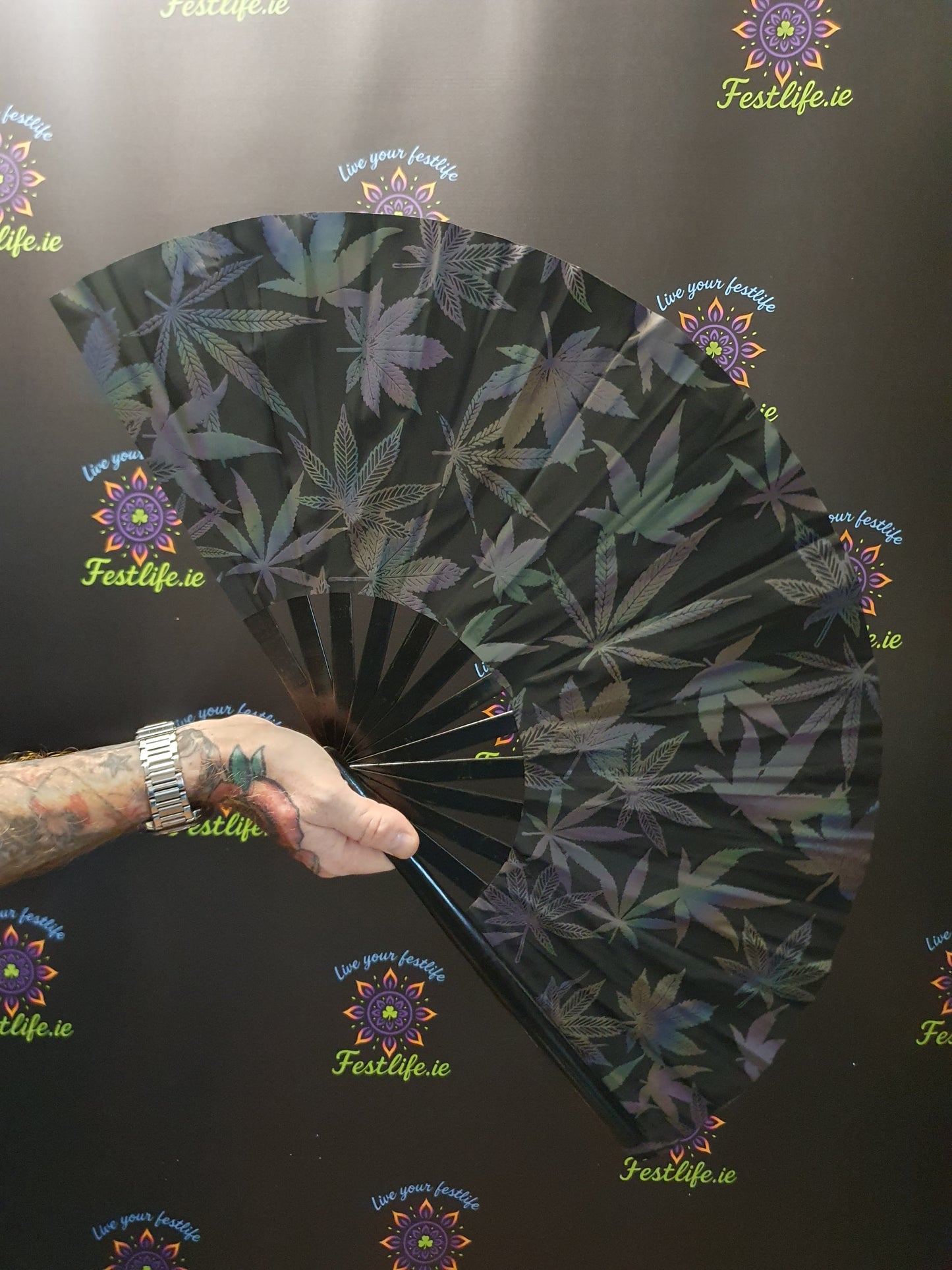 Holographic Reflective Clack Fan – 33cm | Premium Bamboo Rave Fan for Festivals & Parties