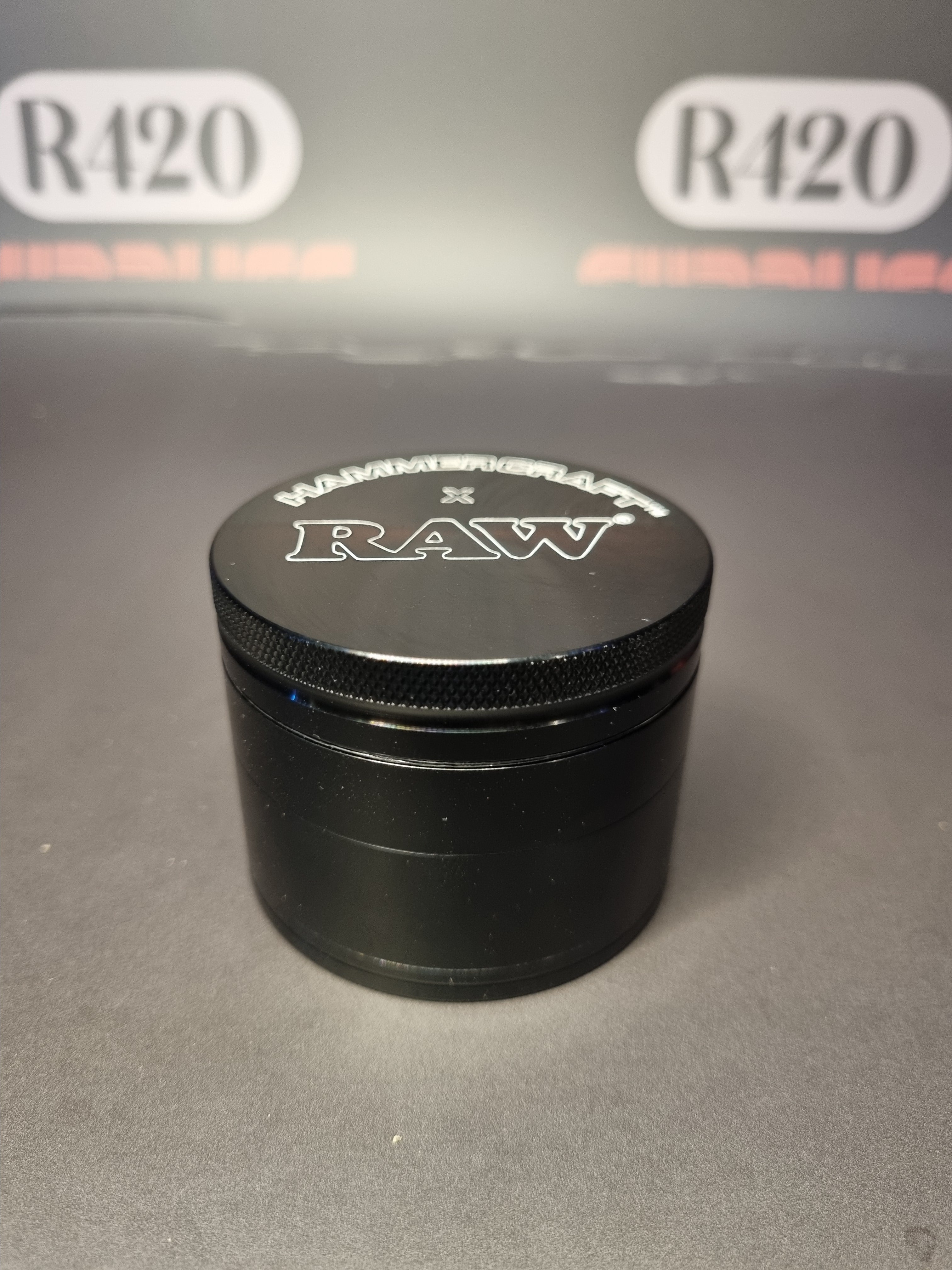 Hammercraft x RAW Aluminium  Grinder - 4 Piece  - Large 61mm - Black