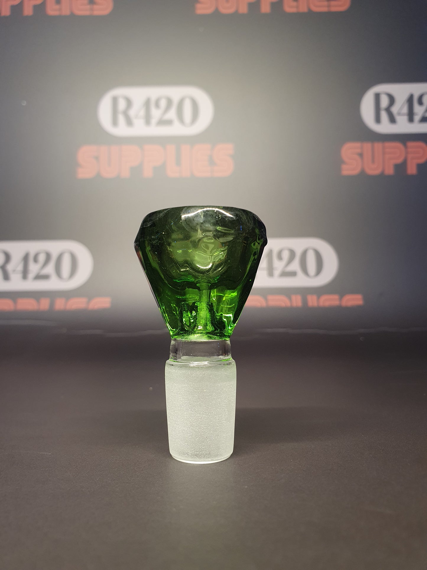 Glazen schaal met groene diamant - 18 mm mannelijk