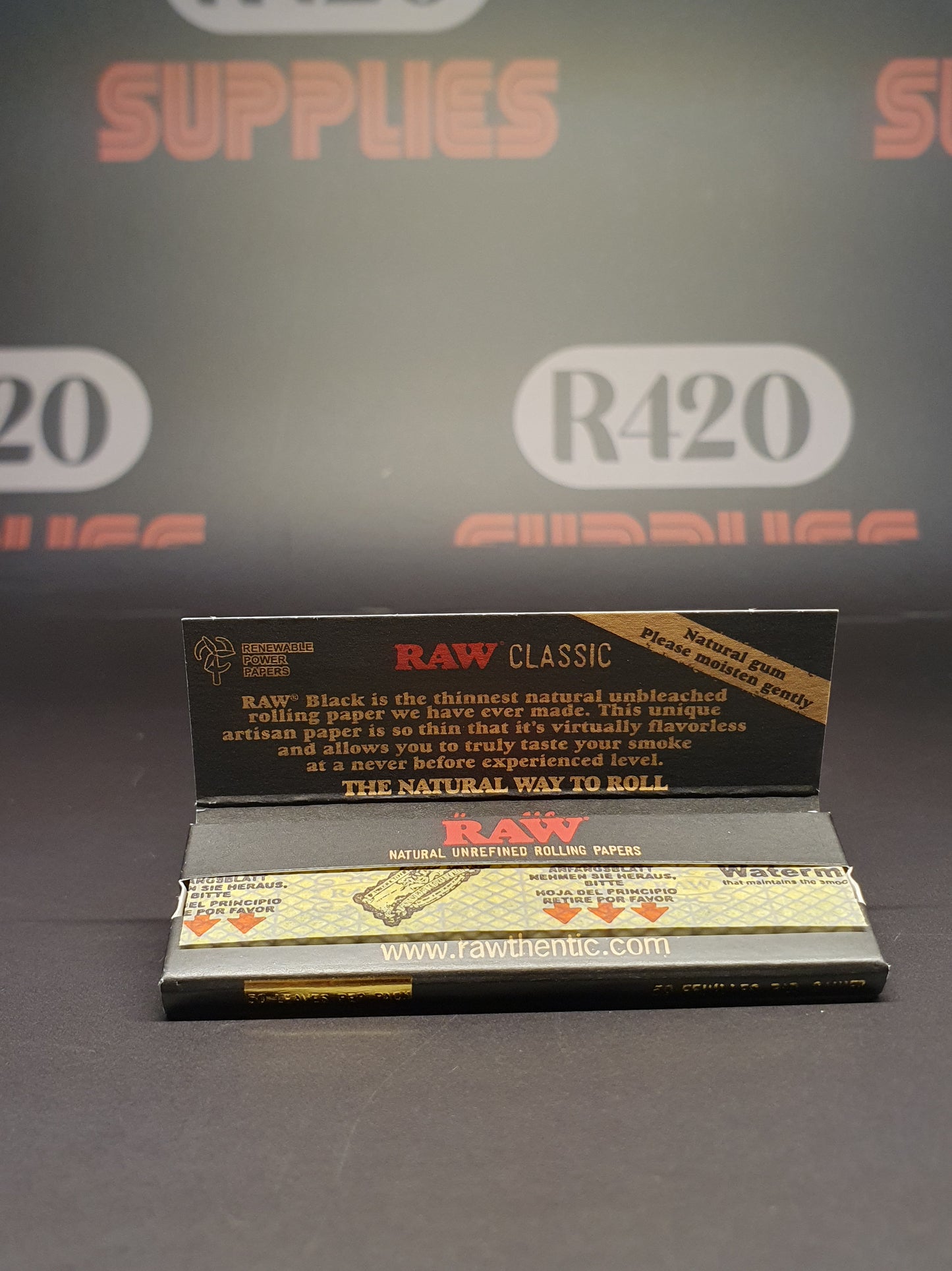 RAW Black Single Wide - Single Window - 50 Leaves