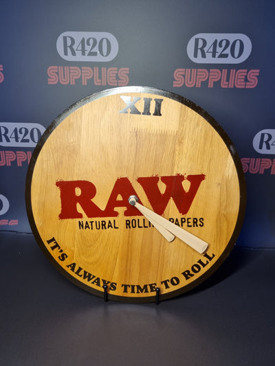 RAW houten wandklok