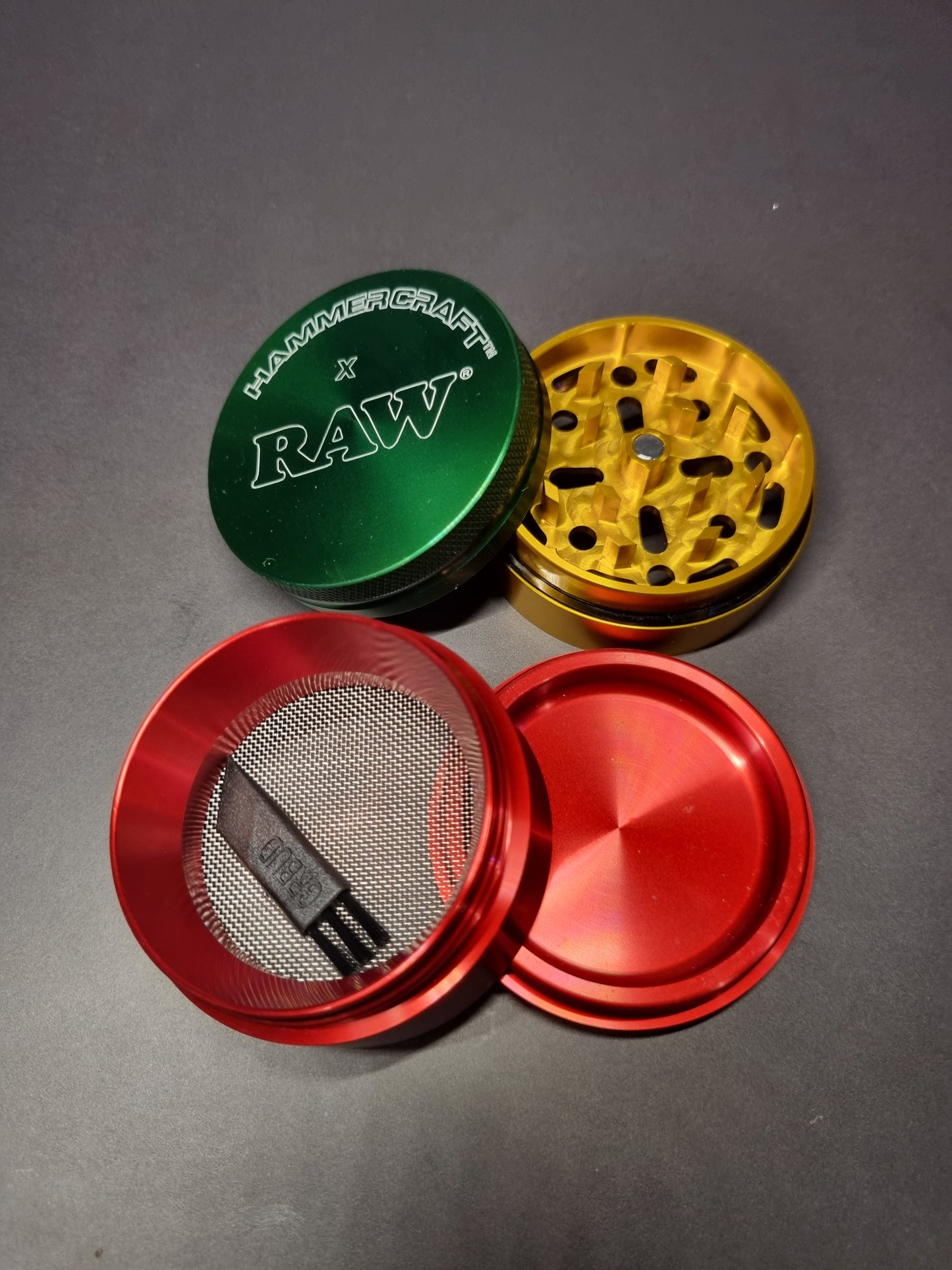 Hammercraft x RAW Aluminium  Grinder - 4 Piece  - Medium 55mm - Rasta